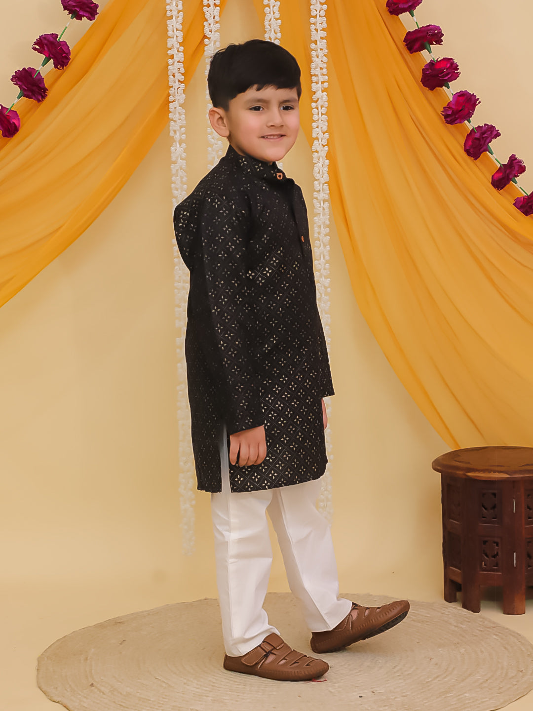 Boys Black Cotton Full sleeves Foil Printed Kurta Pyjama Set