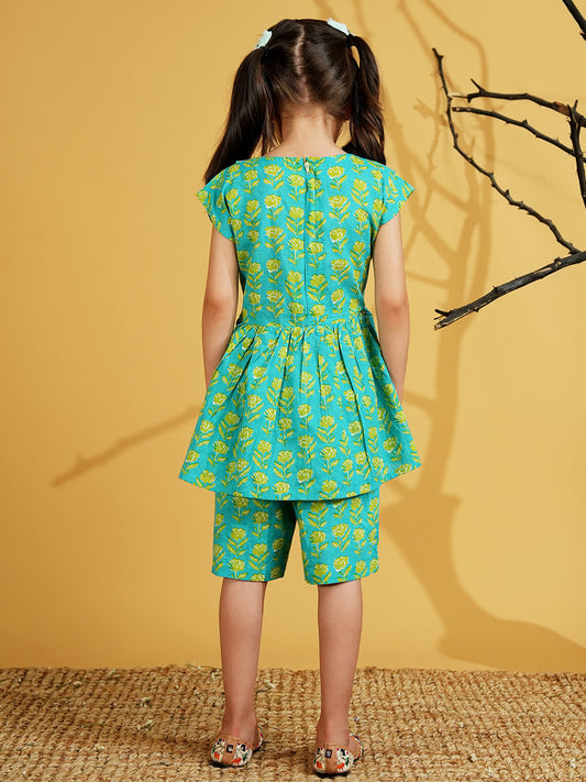 AJ Dezines Green Cotton Half Sleeves Floral Printed Girls Co-Ords