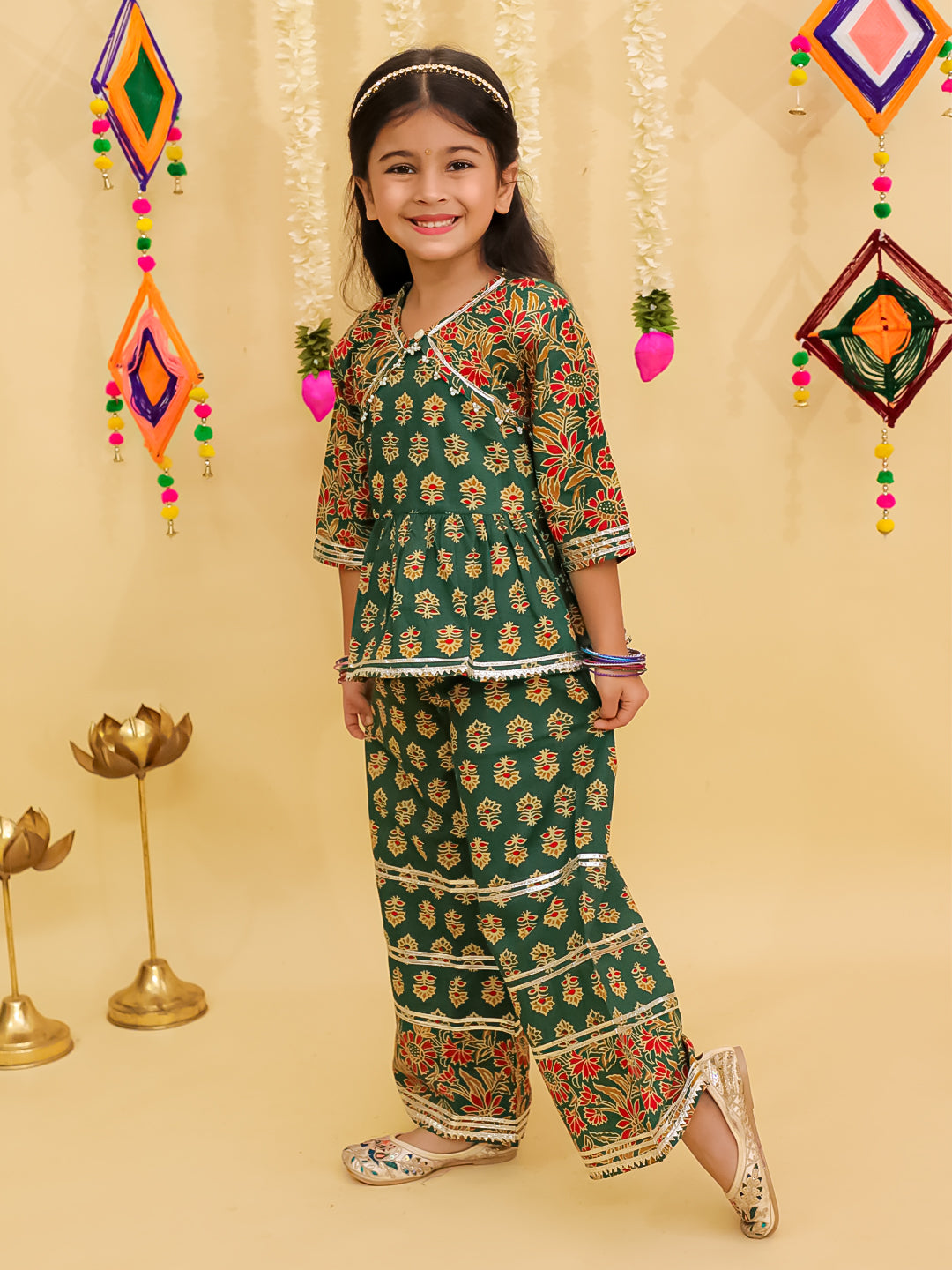 Green Cotton 3/4th Sleeves Floral Print Girls Co-Ords