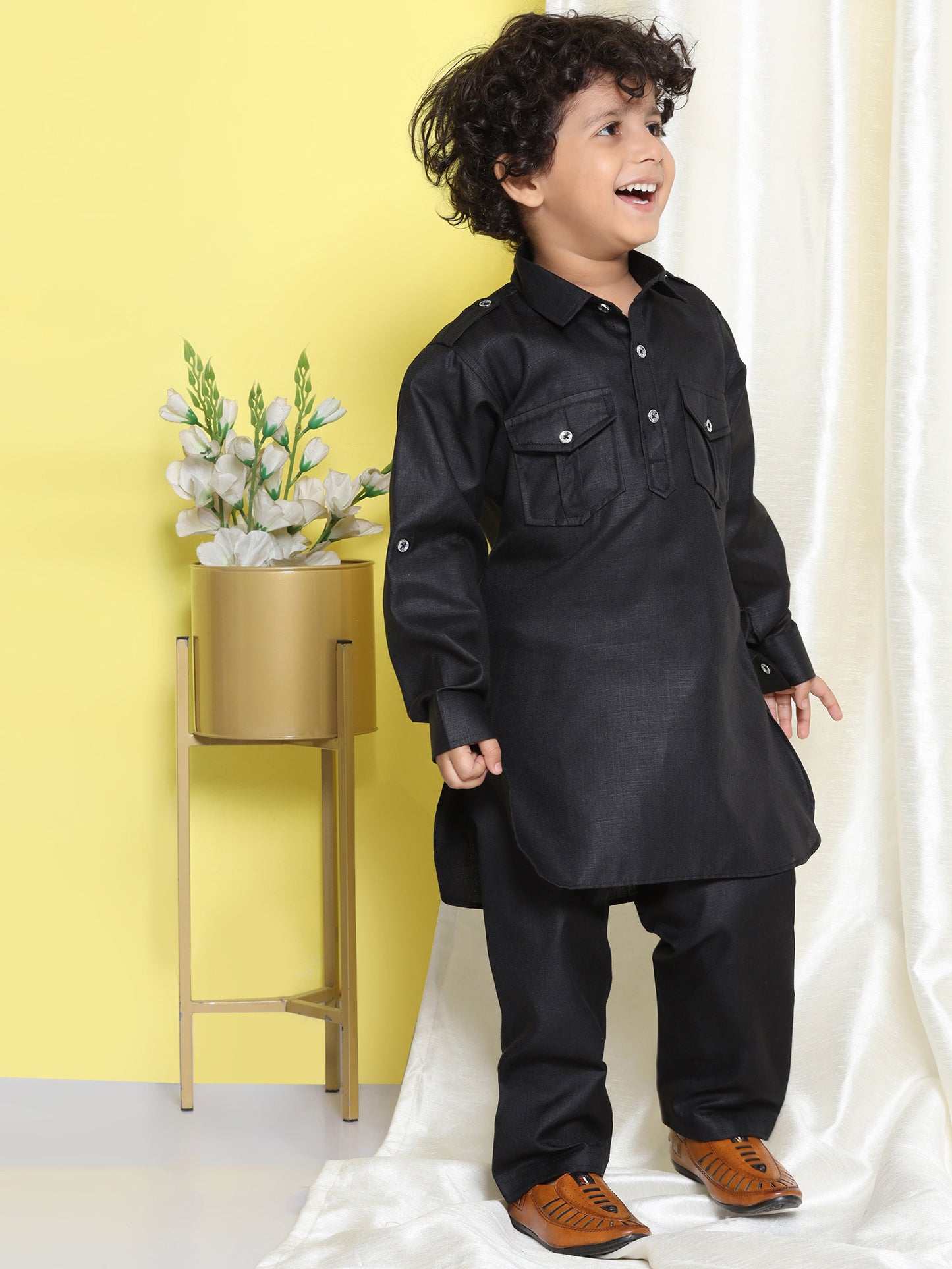 Kids Boys Black Solid Cotton Blend Pathani Suit