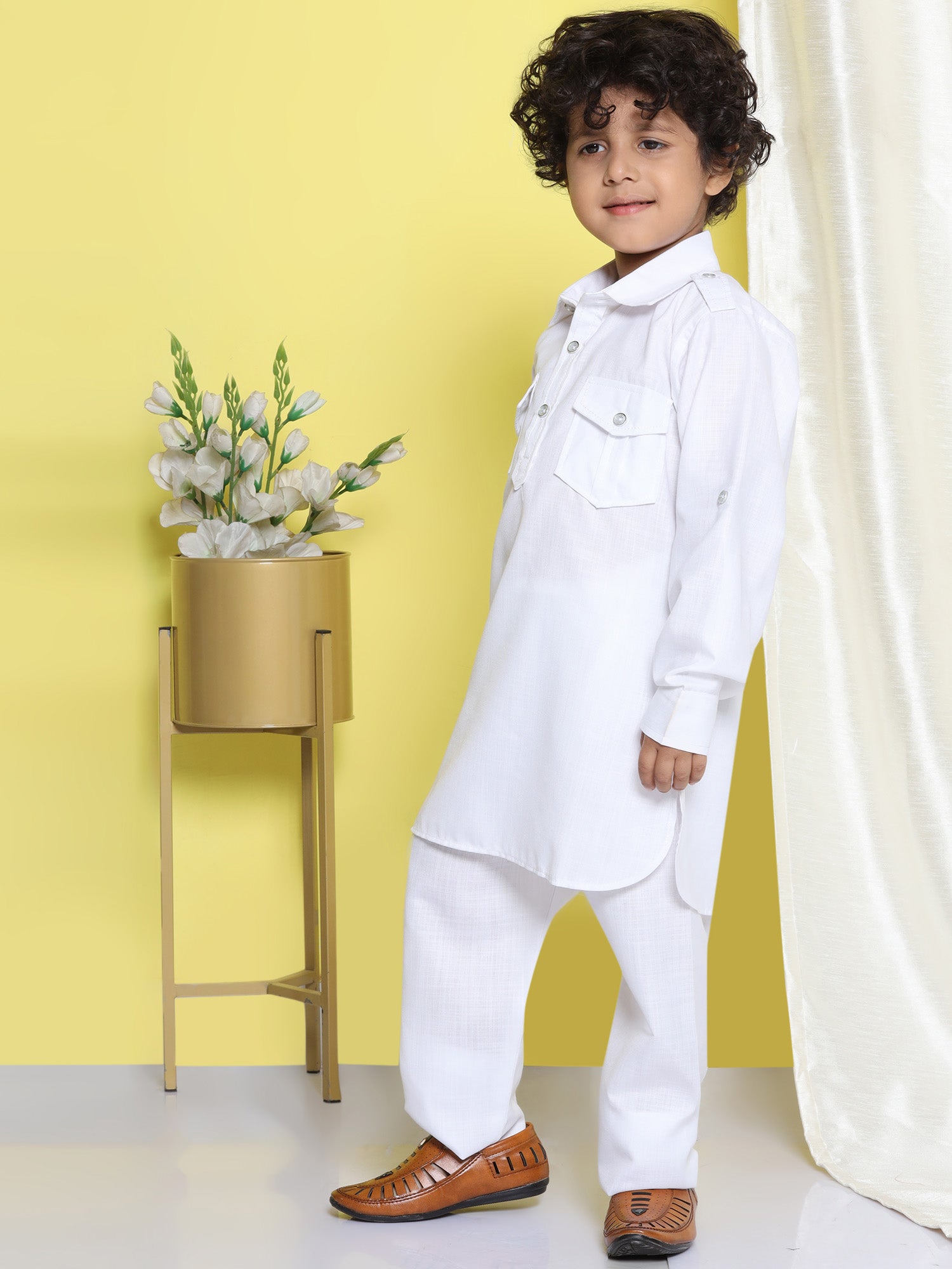 Holi Boys White Solid Cotton Blend Pathani Suit Set for Kids