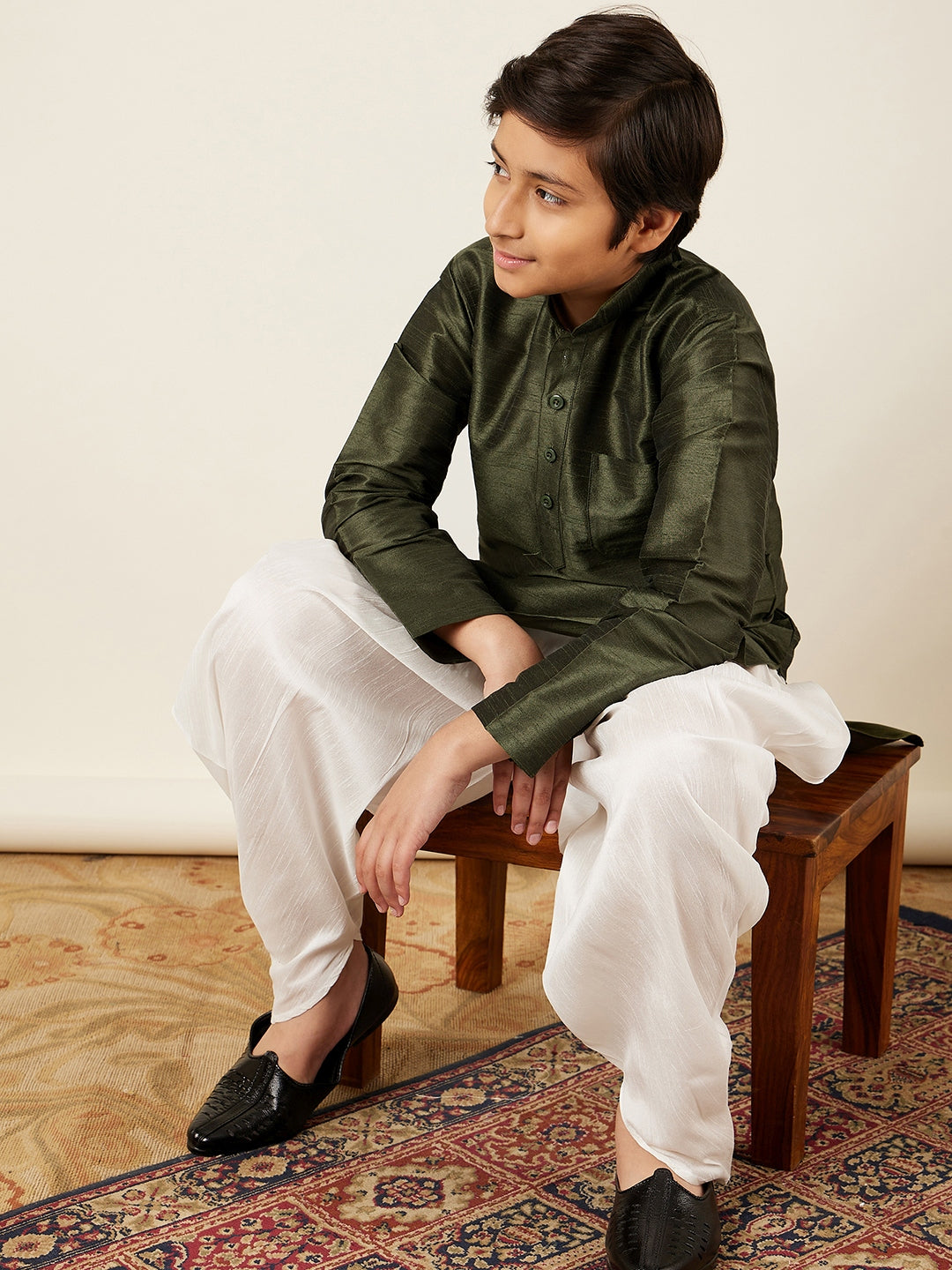 Kids Boys Green Solid Silk Blend Kurta Pyjama Set