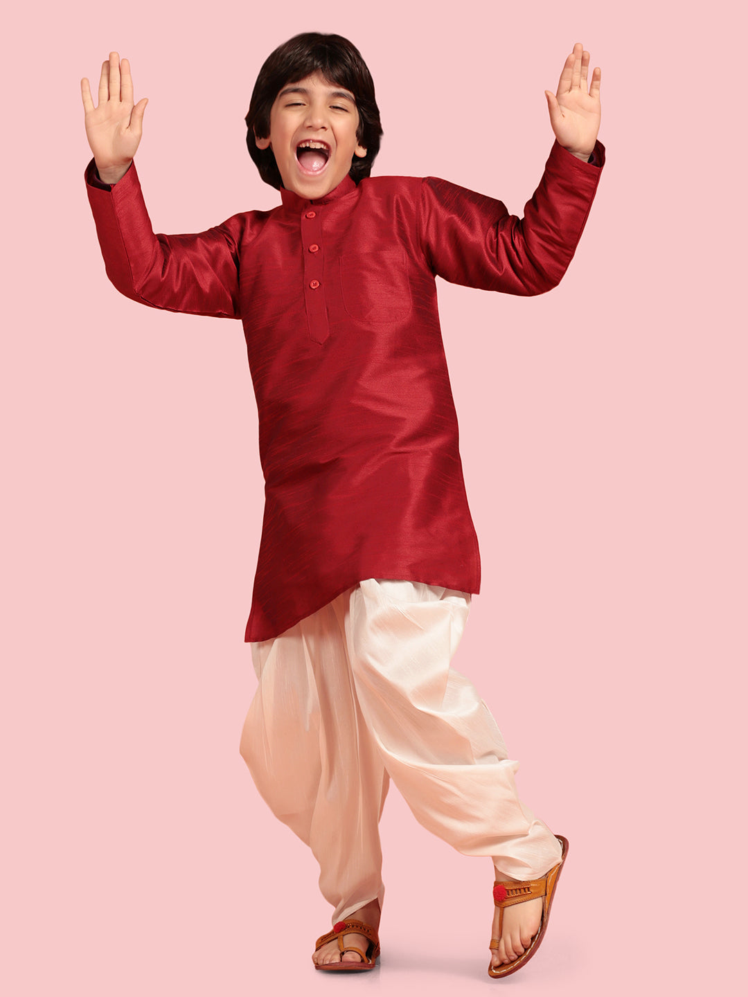 Kids Boys Maroon Solid Silk Blend Kurta Pyjama Set