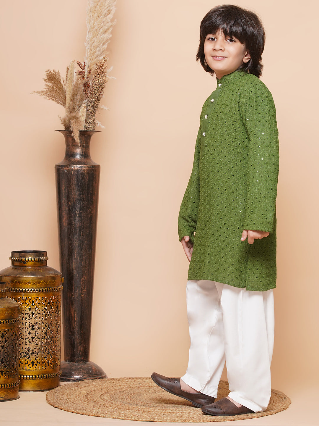 Kids Boys Green Embroidered Schiffli Kurta Pyjama Set