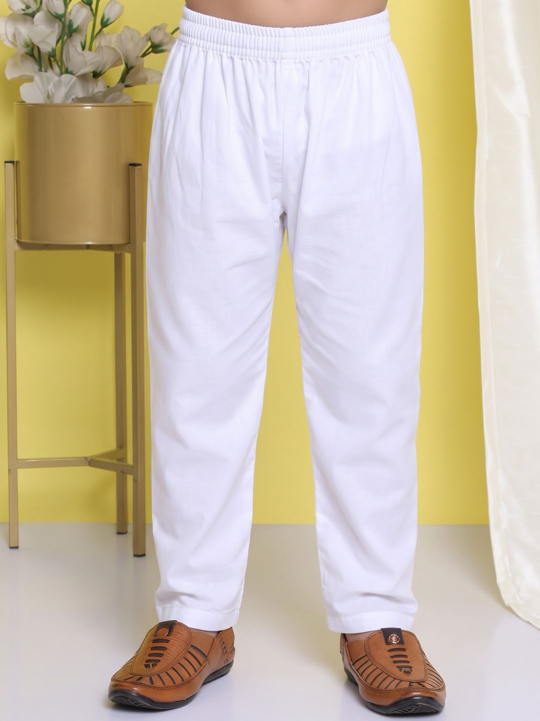 White Solid Pure Cotton Kurta Pyjama With Red Dupatta Set For Boys