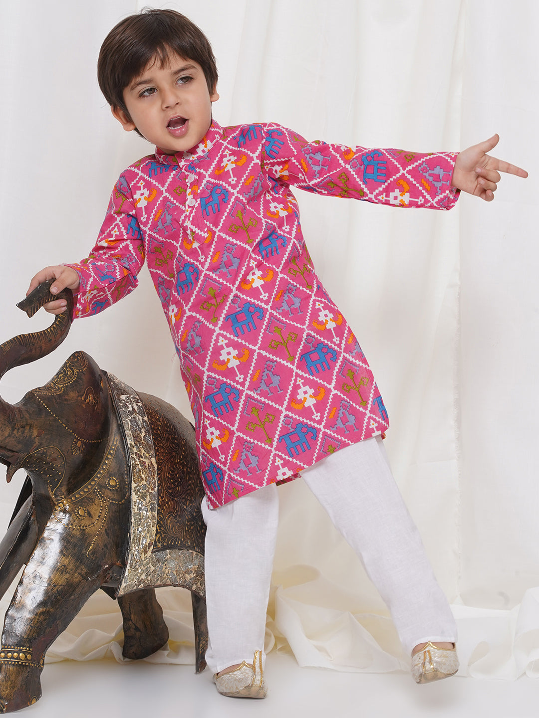 Kids Boys Pink Animal Print Cotton Kurta Pyjama Set