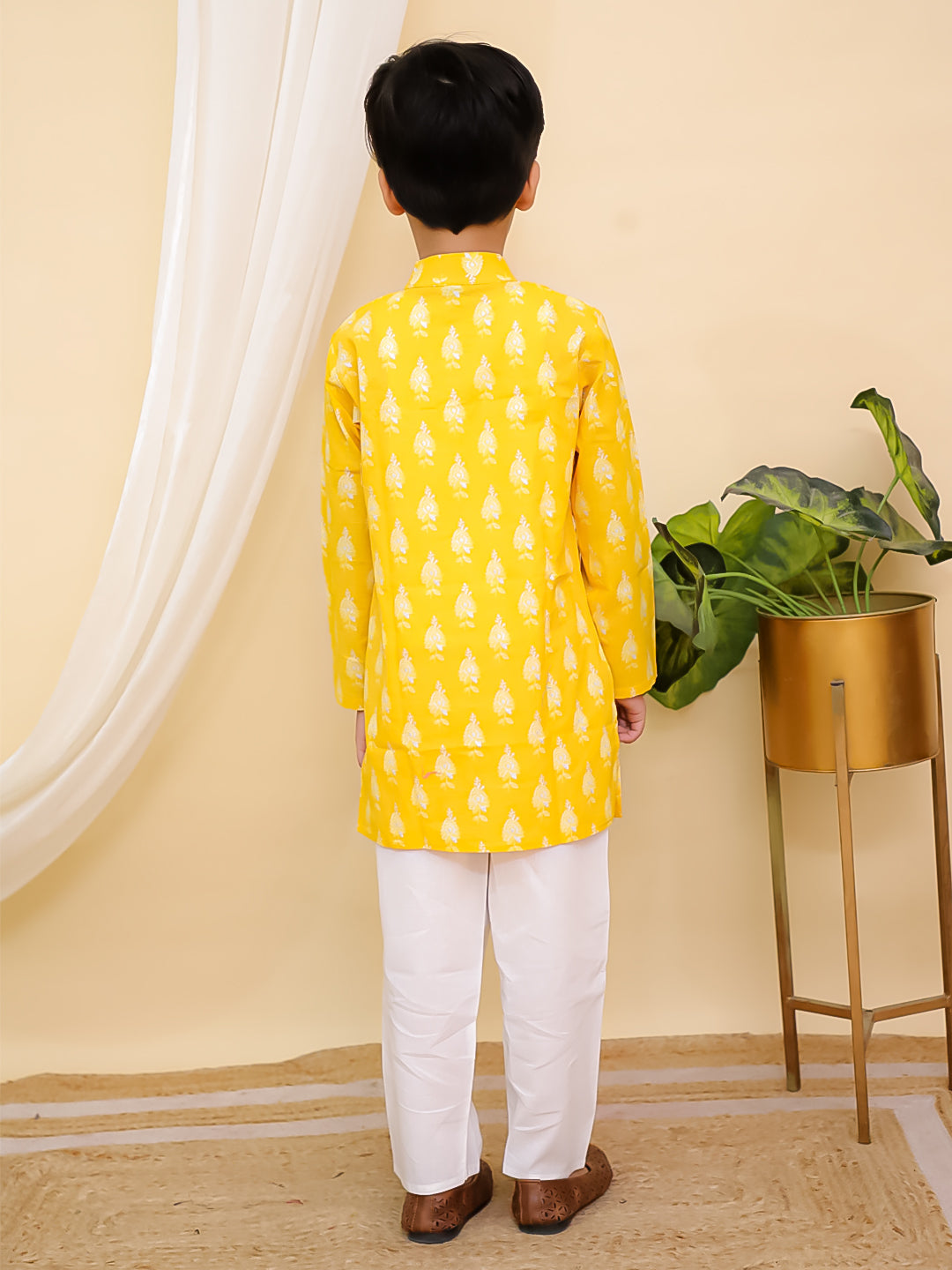 Yellow Full sleeves Floral Print Cotton Kurta Pyjama For Boys