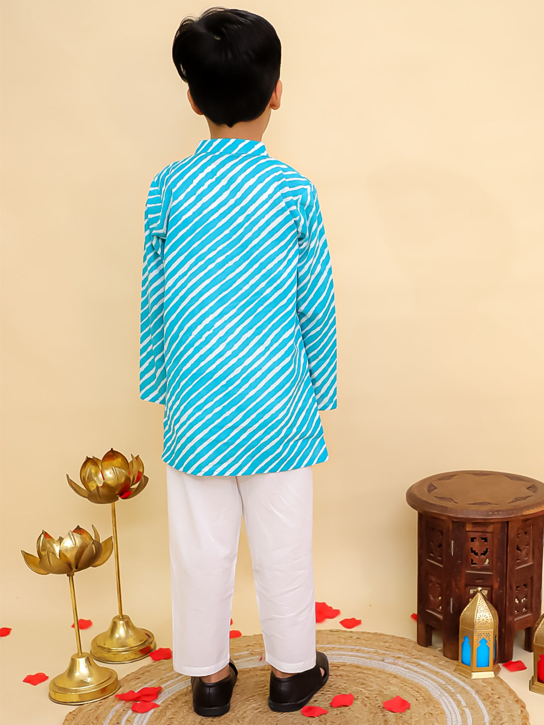 Blue Cotton Full sleeves Leheriya Print Kurta Pyjama Set