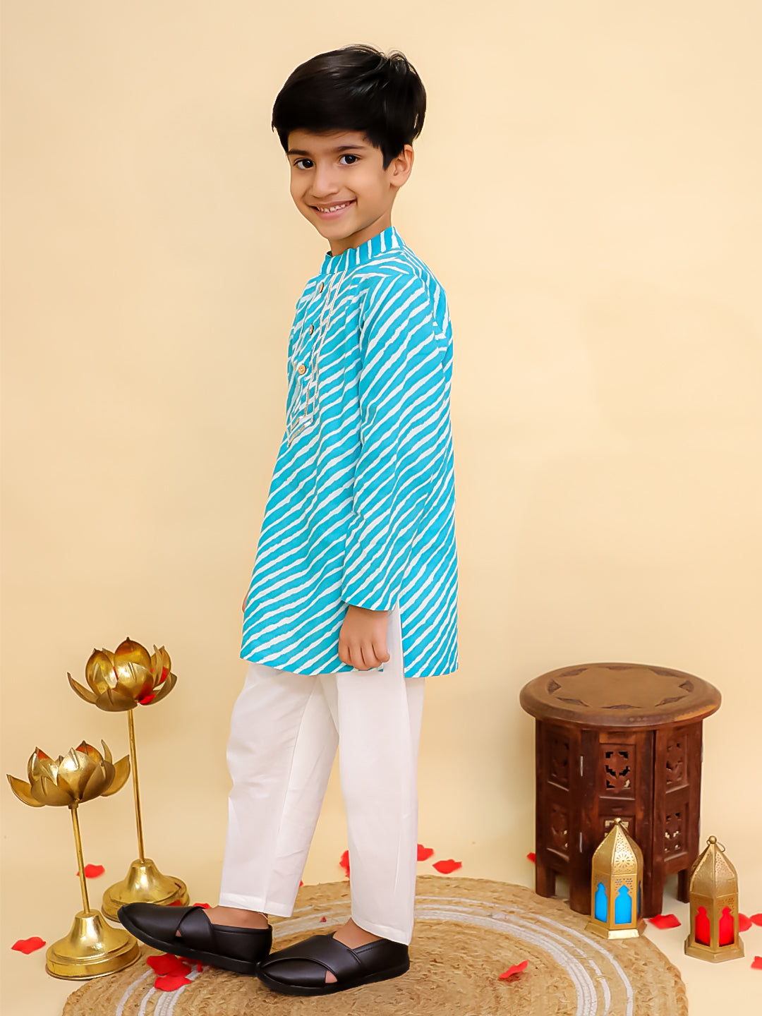 Blue Cotton Full sleeves Leheriya Print Kurta Pyjama Set