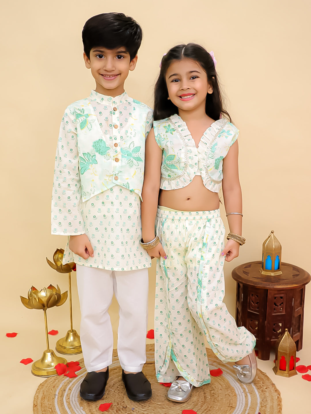 Boys Green Cotton Full sleeves Floral Print Kurta Pyjama Set and Green Cotton Sleeveless Floral Printed Girls Sibling Set