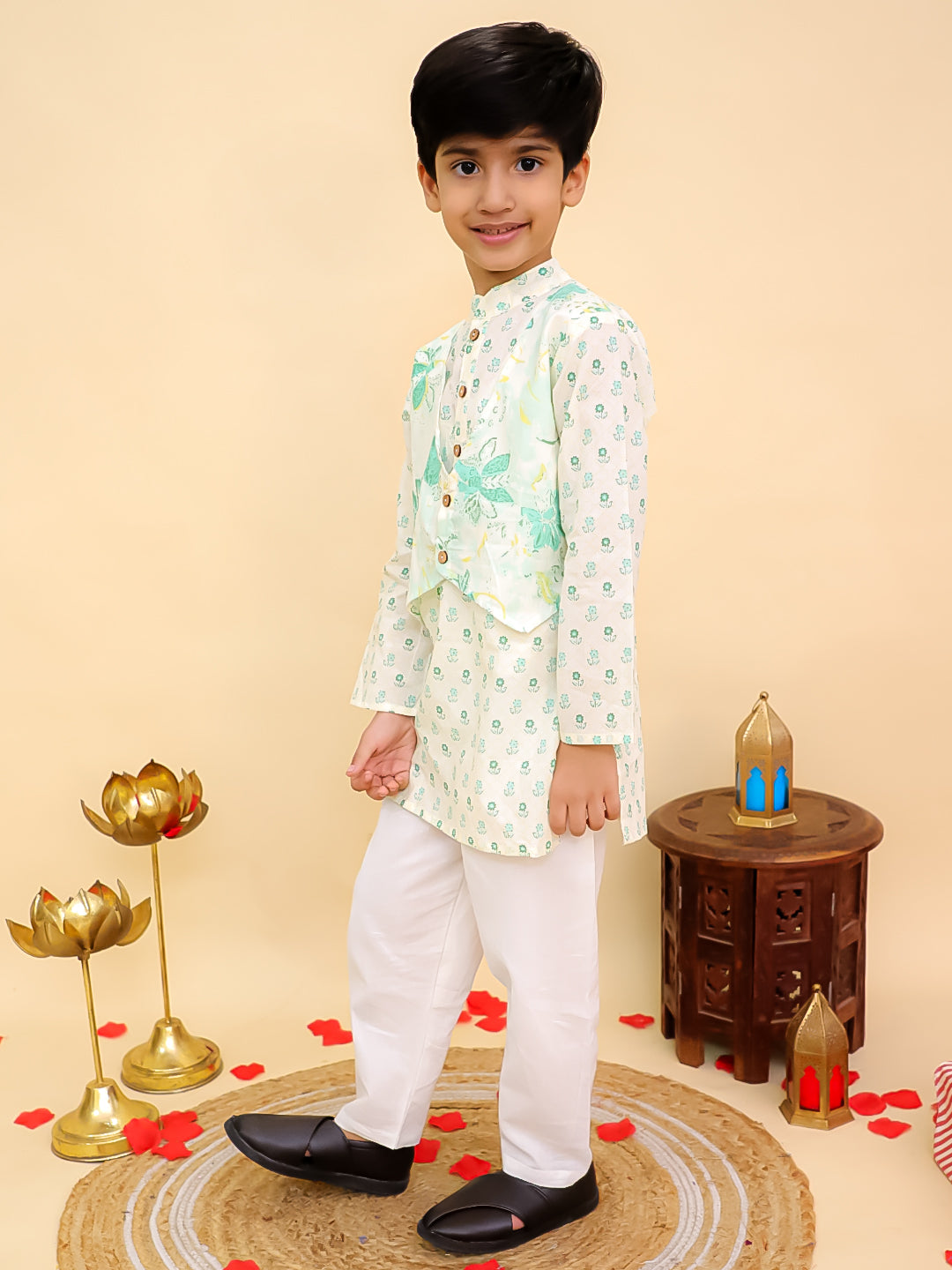 Boys Green Cotton Full sleeves Floral Print Kurta Pyjama Set and Green Cotton Sleeveless Floral Printed Girls Sibling Set