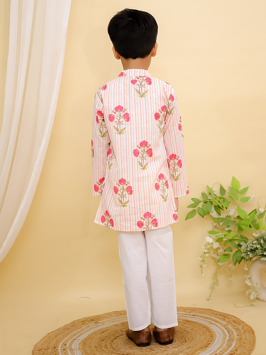 Red Cotton Full sleeves Floral Print Kurta Pyjama Set