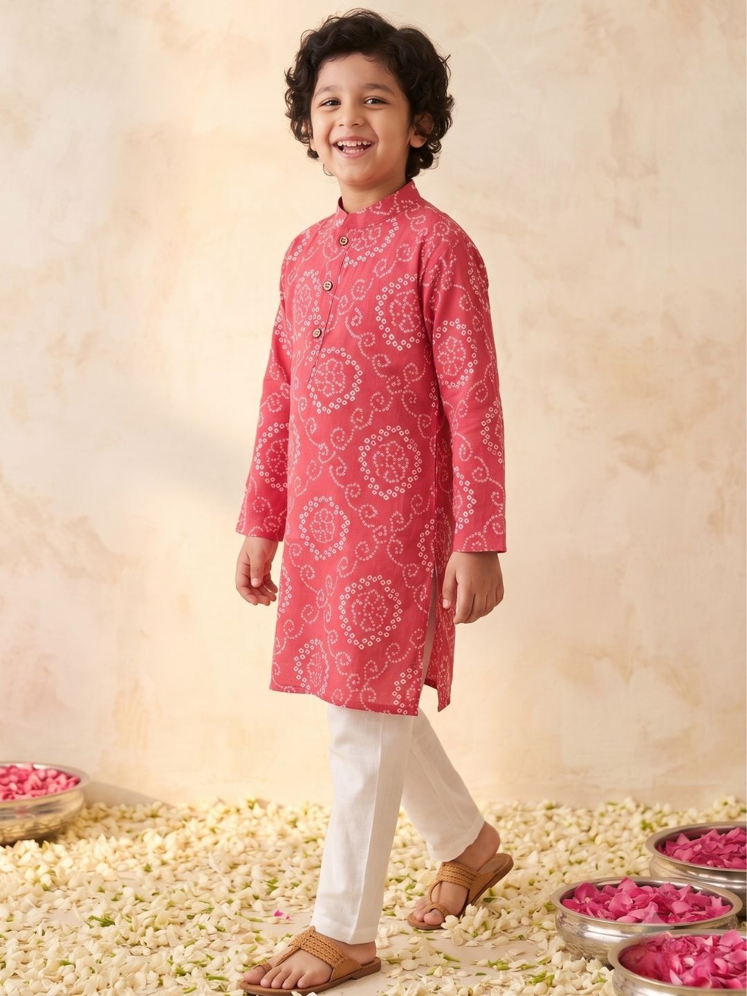 Red Cotton Full sleeves Floral Print Kurta Pyjama Set