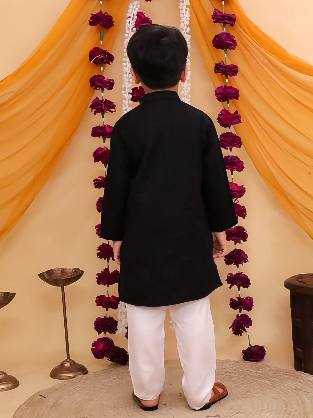 Boys Black Cotton Full sleeves Check Kurta Pyjama Set