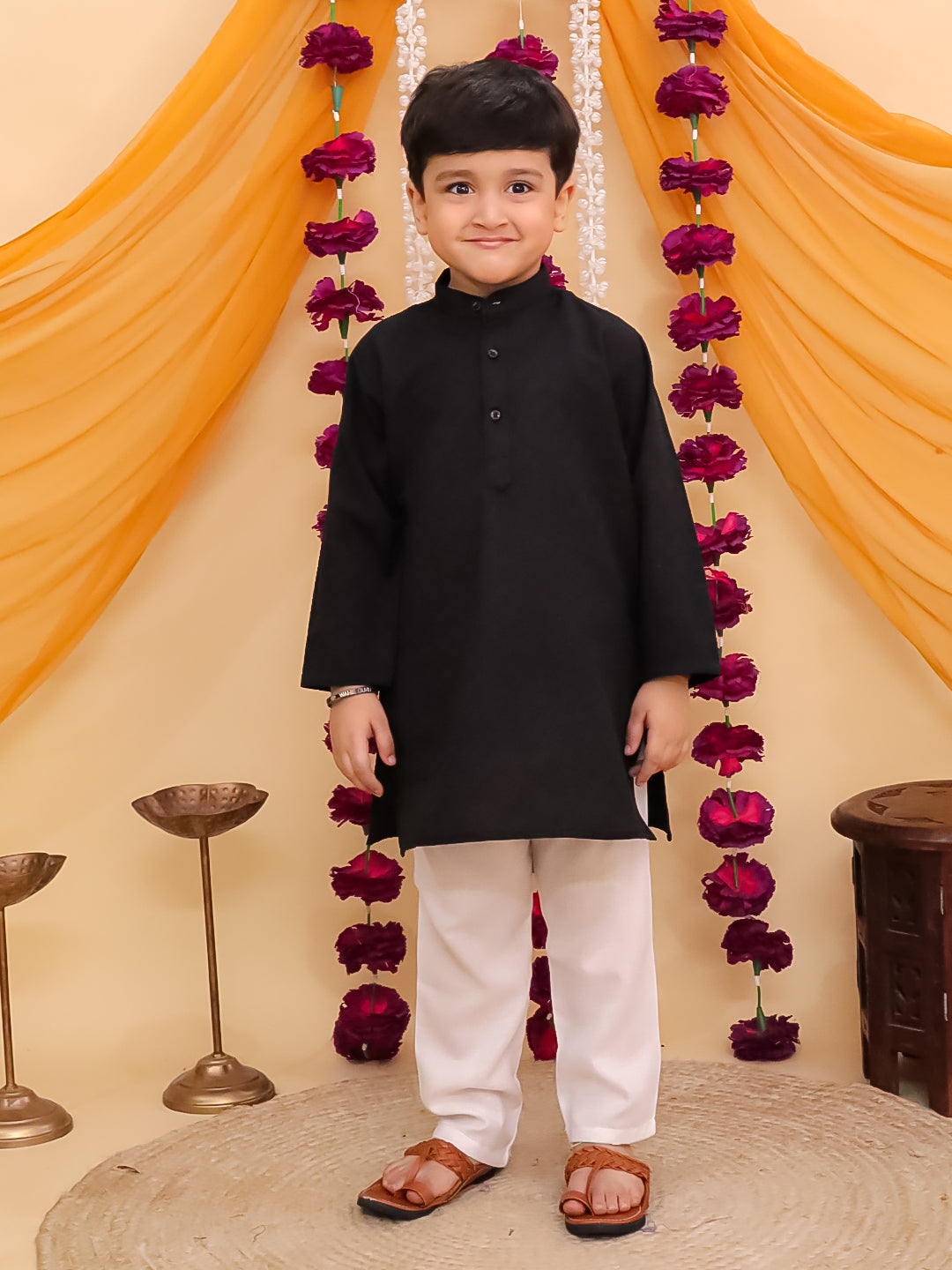 Boys Black Cotton Full sleeves Check Kurta Pyjama Set