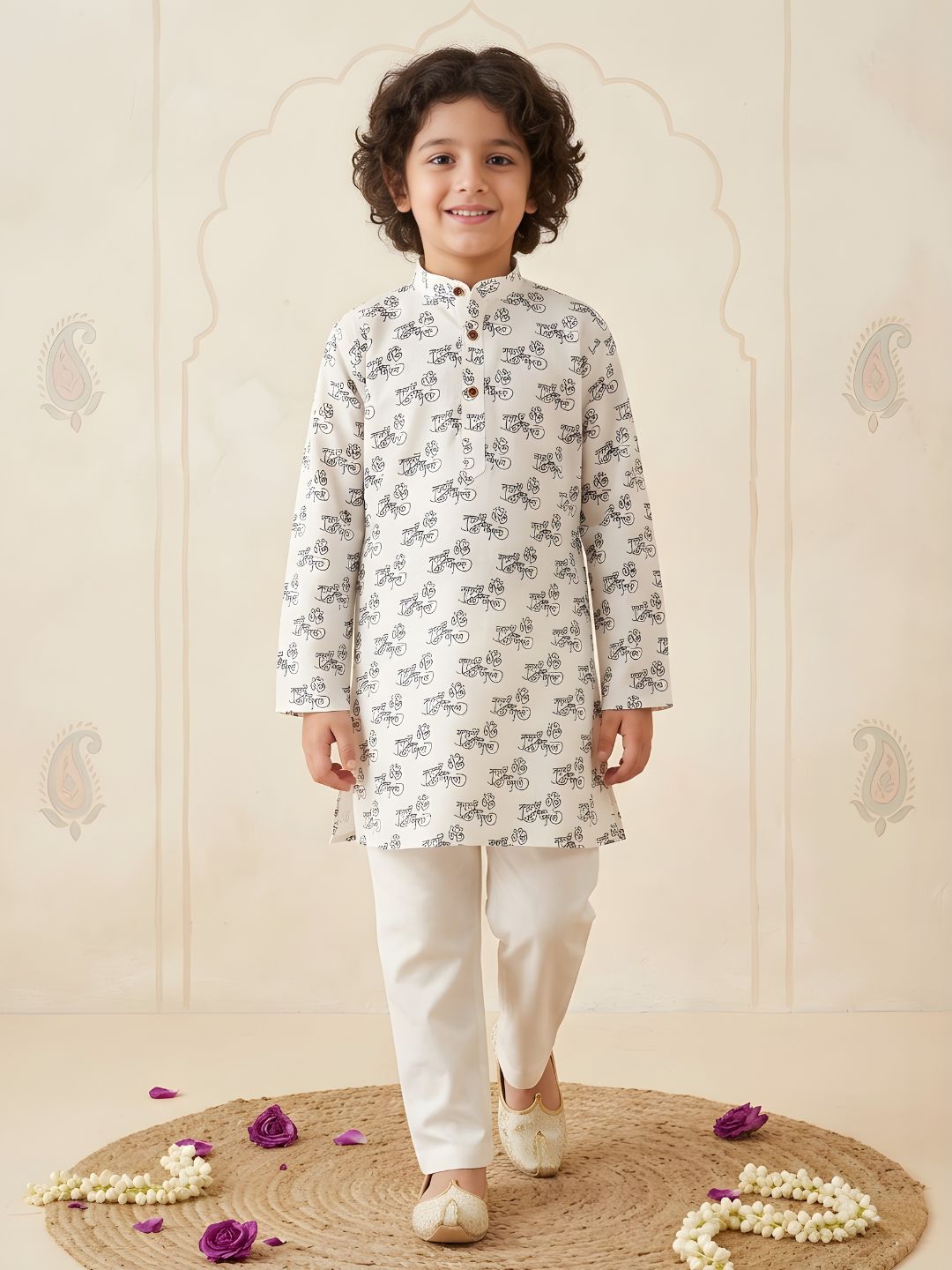 White Cotton Full sleeves Ganesha Printed Kurta Pyjama Set
