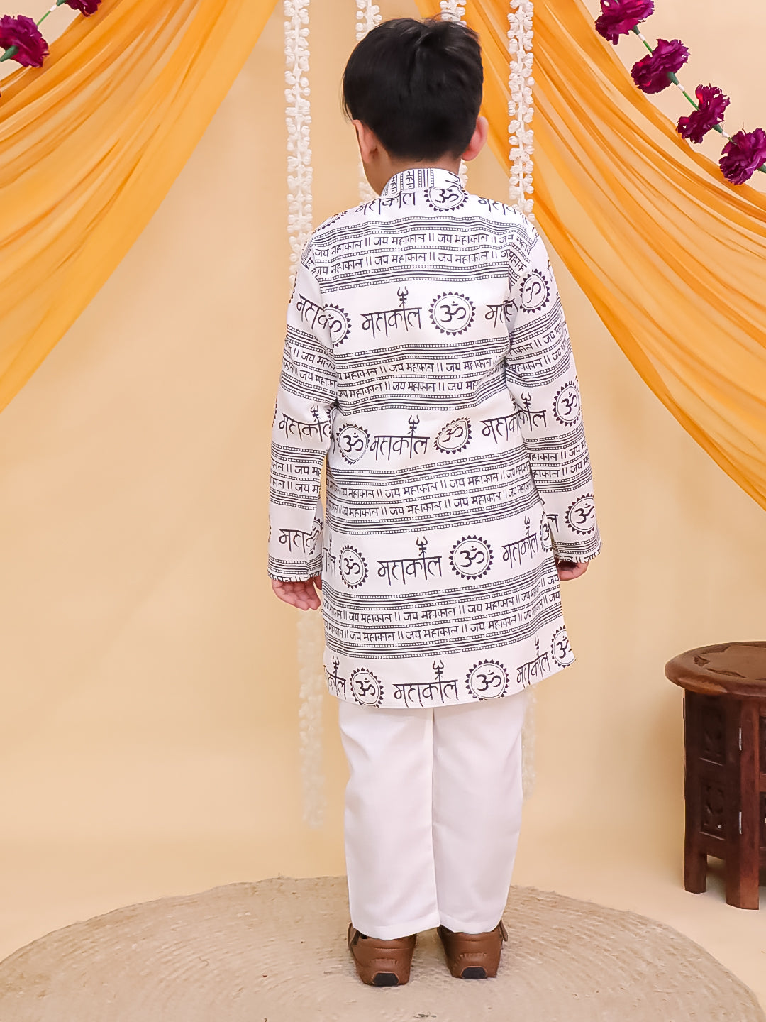 Boys White Cotton Full sleeves Om Mahakal Printed Kurta Pyjama Set