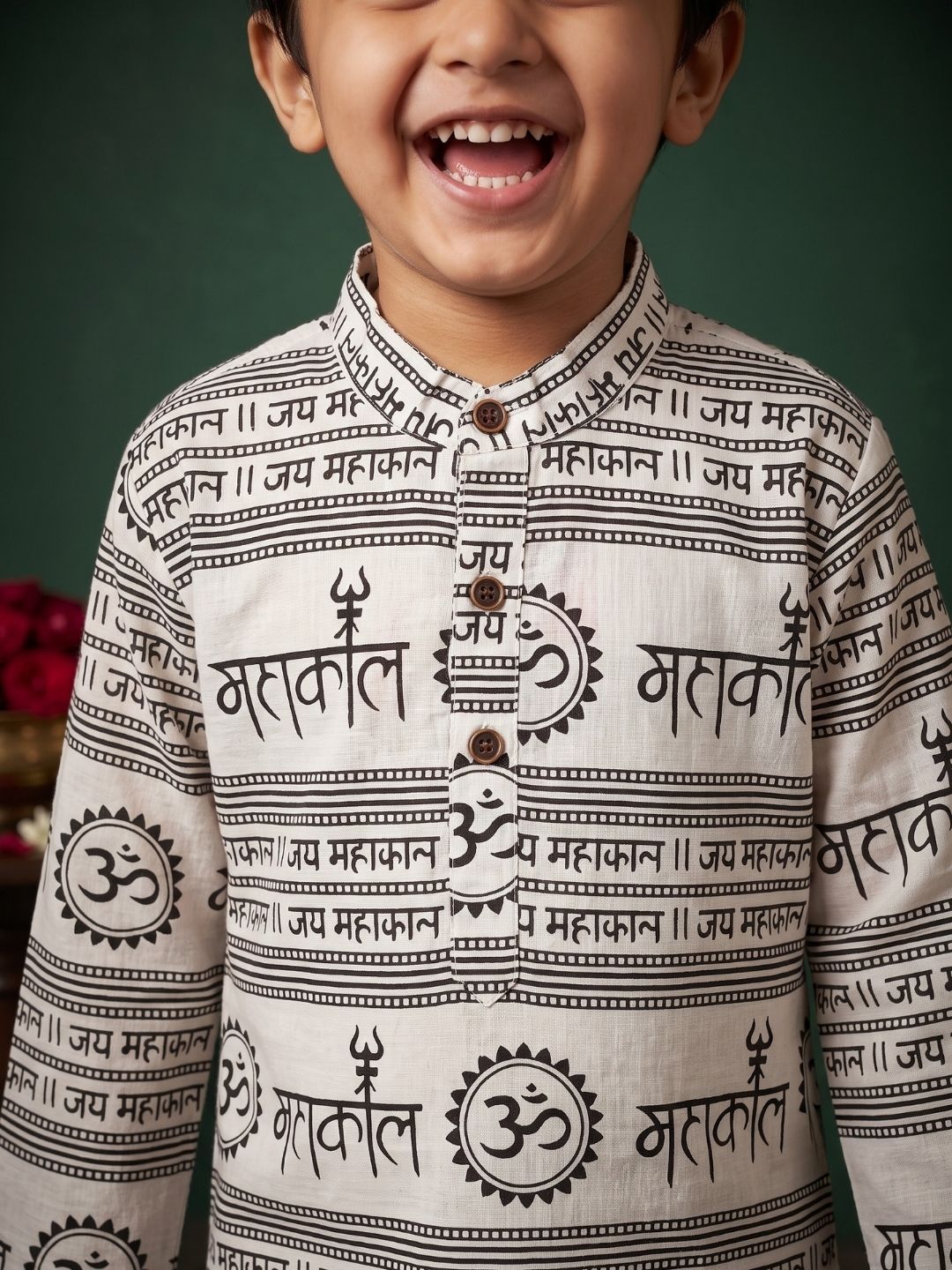 Boys White Cotton Full sleeves Om Mahakal Printed Kurta Pyjama Set