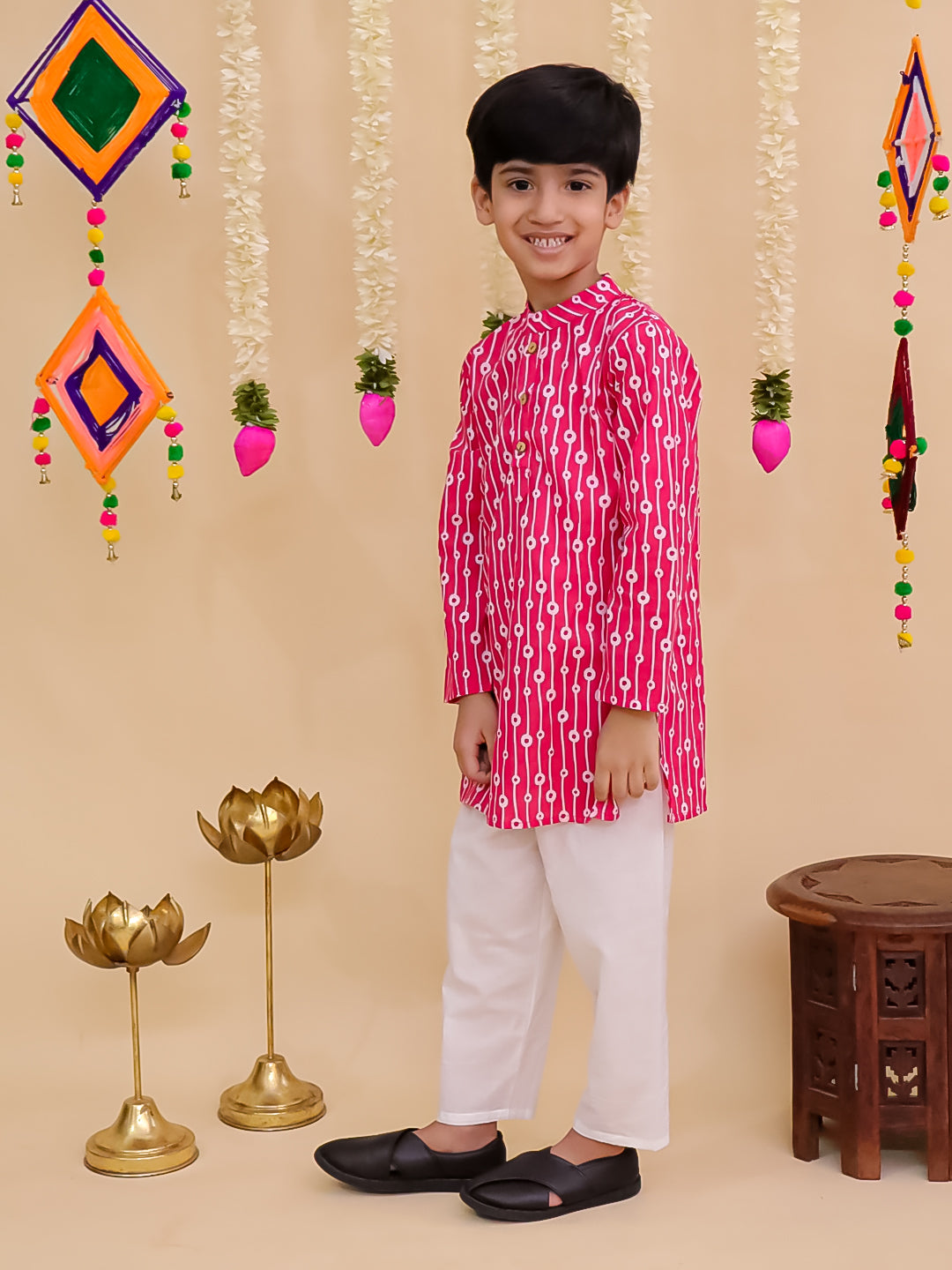 Boys Pink Cotton Full sleeves Printed Kurta Pyjama Set - AJ Dezines