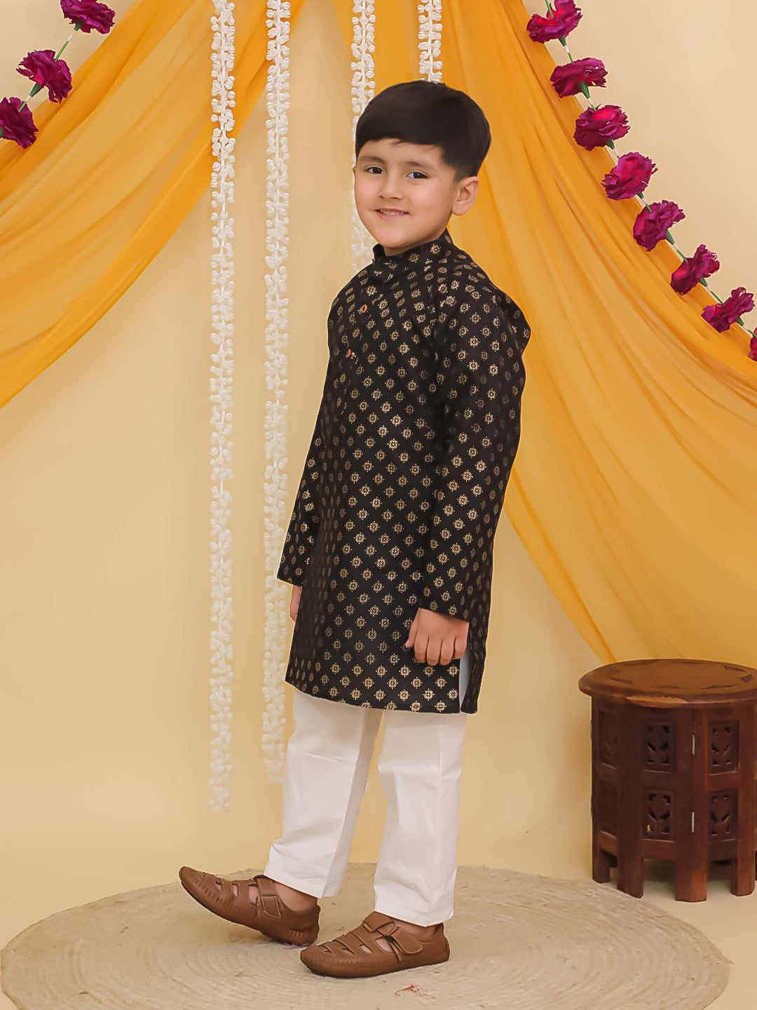 Black Cotton Full sleeves Foil Printed Kurta Pyjama Set