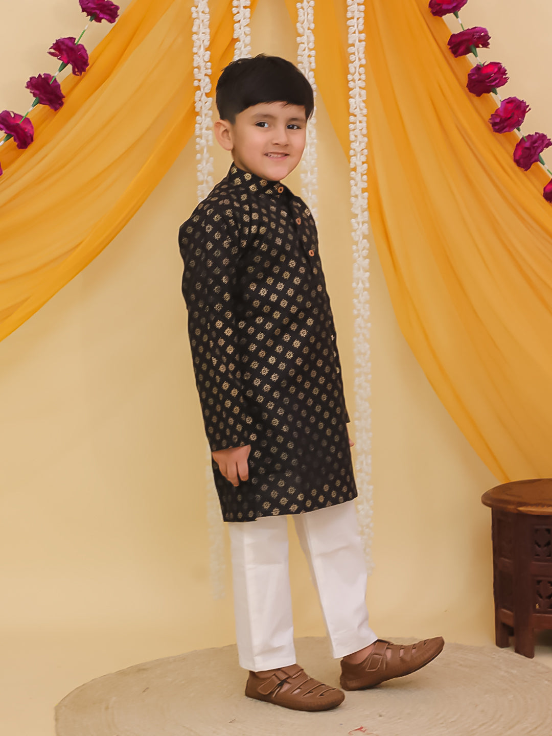 Black Cotton Full sleeves Foil Printed Kurta Pyjama Set