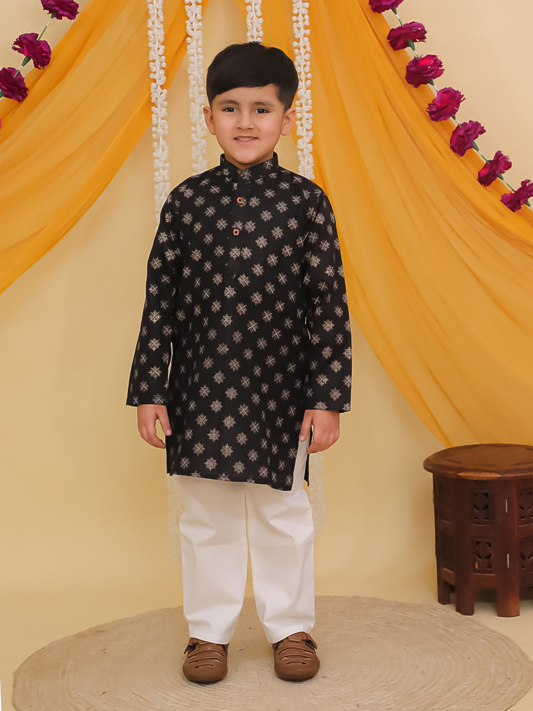 Black Cotton Full sleeves Foil Printed Kurta Pyjama Set
