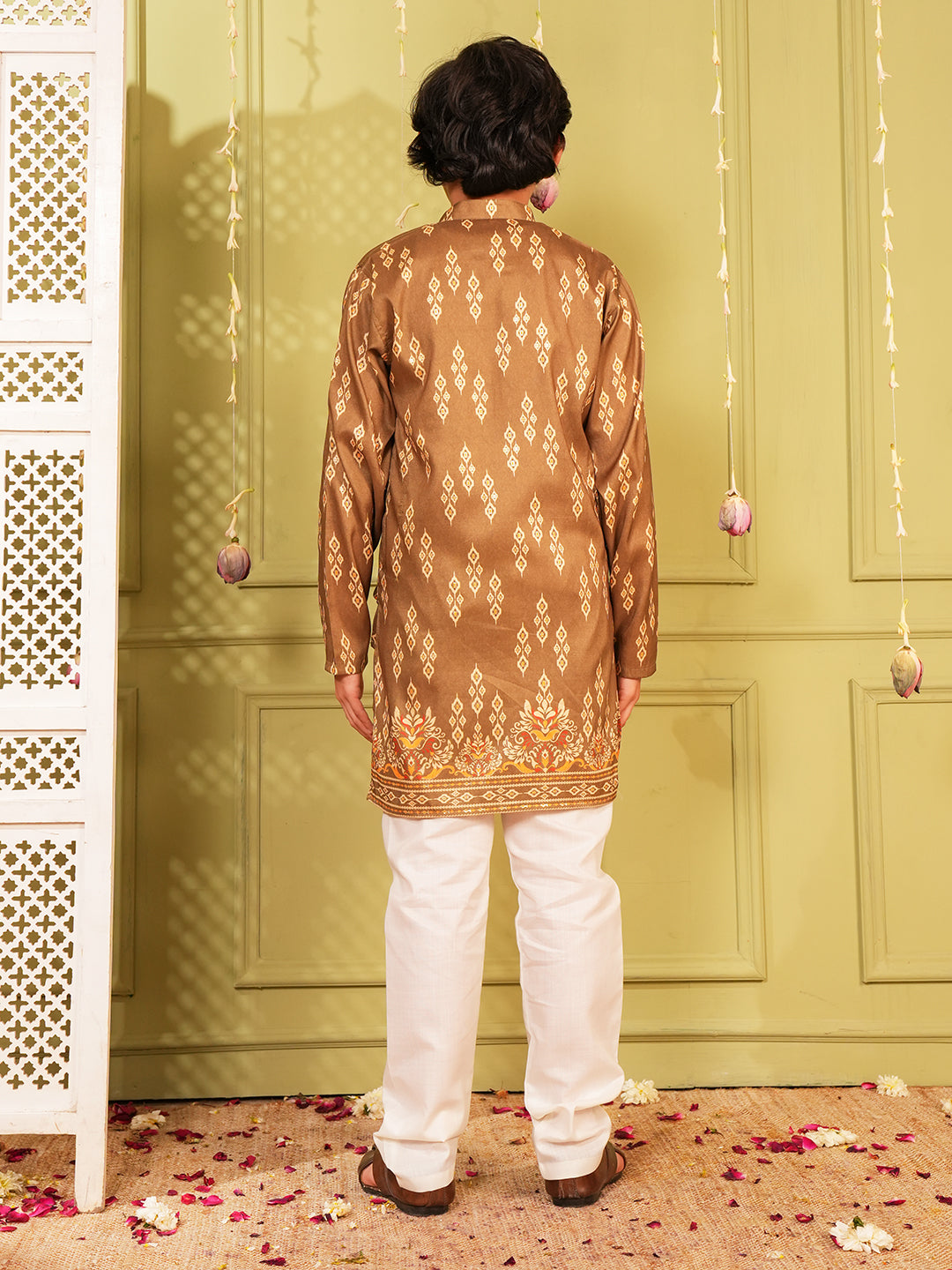 Green Trendy Printed Chikankari Kurta and Pyjama For Boys