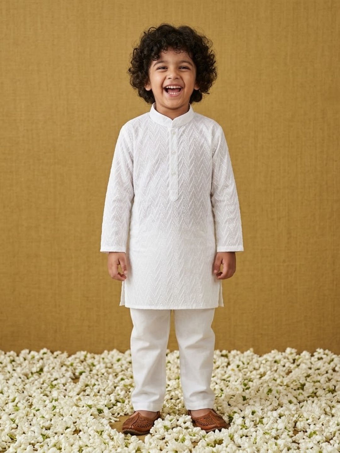 White Chikankari Full Sleeve Cotton Kurta & Pyjama Set For Kids Boys