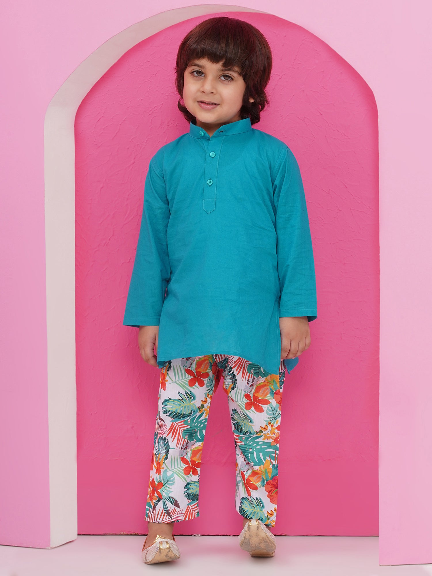 Blue Cotton Full Sleeves Floral Printed Kurta Pyjama With Waist Coat For Boys