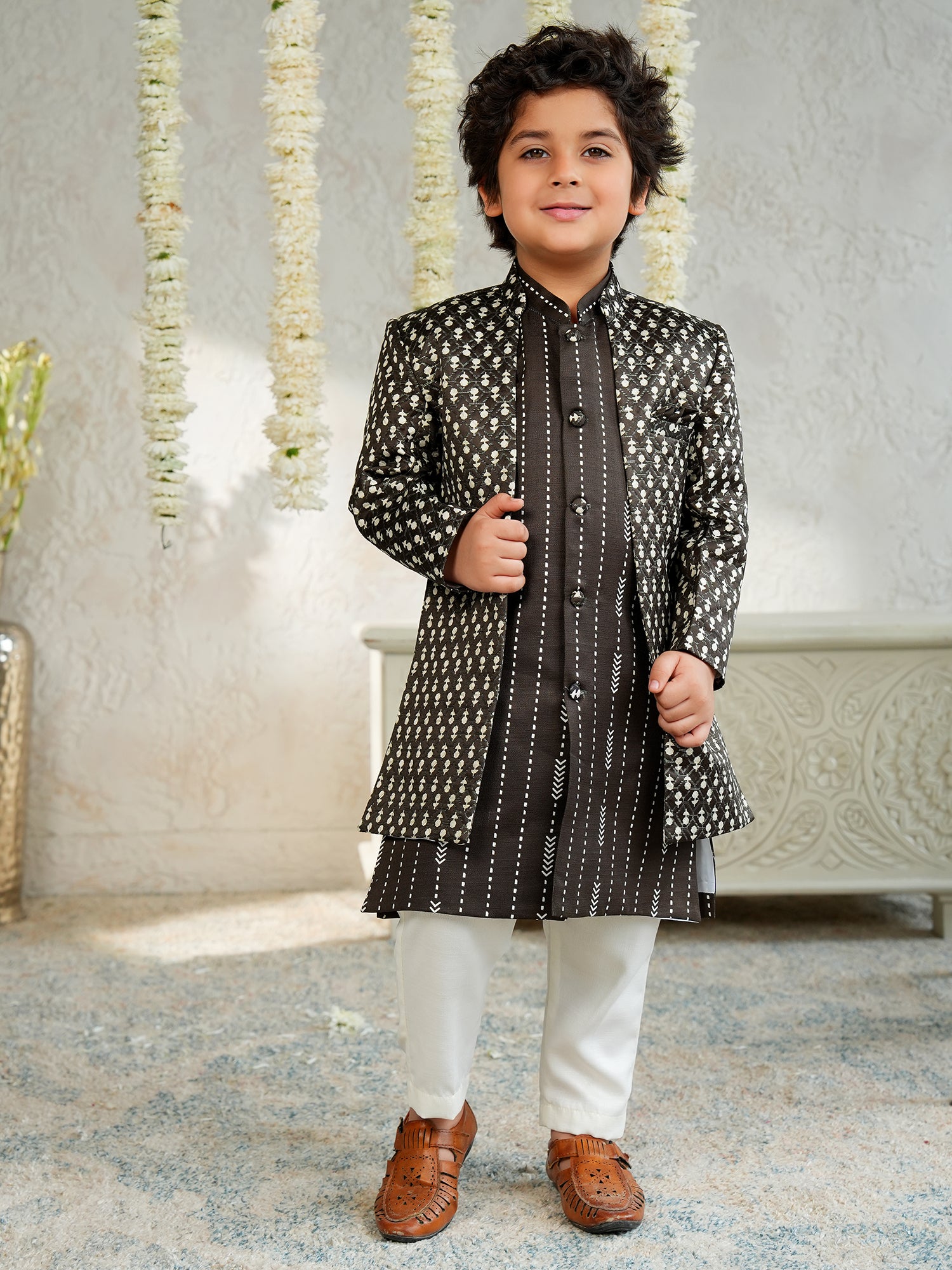 GREEN Jacquard Full Sleeves Rich Embroidery Sherwani