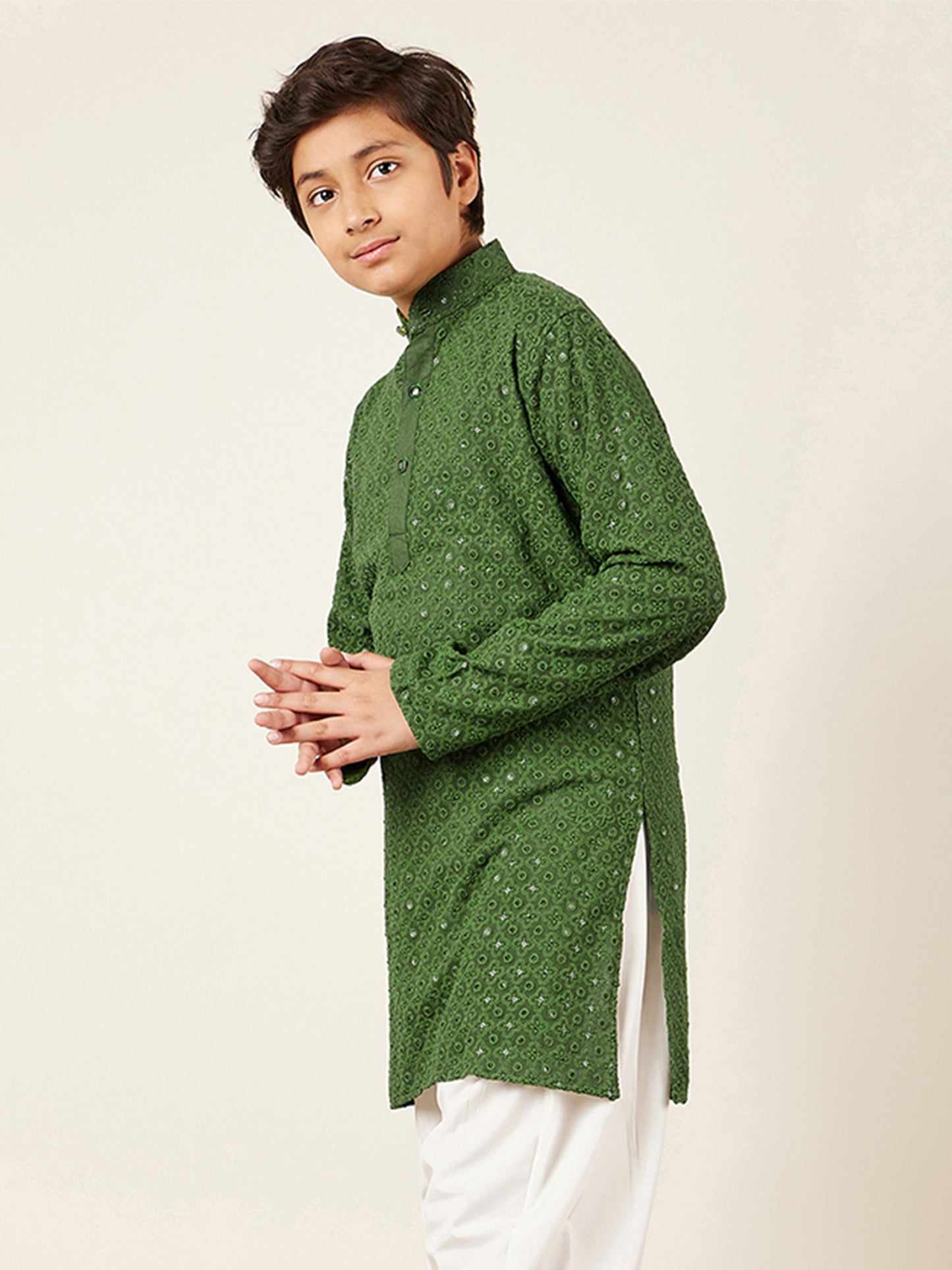 Kids Boys Green Embroidered Schiffli Kurta Pyjama Set