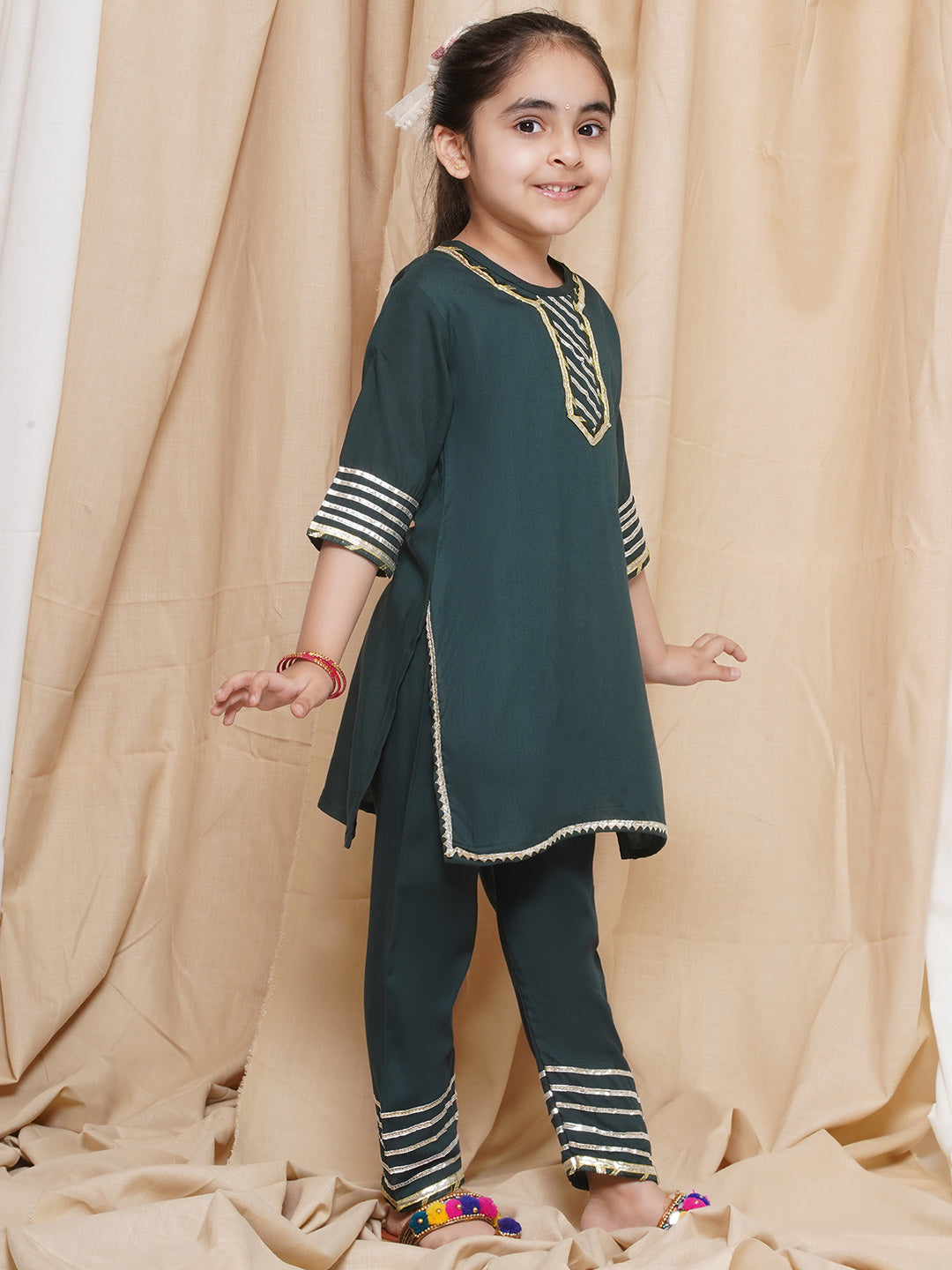 Kids Girls Green Gotta Work Rayon Kurta Pyjama Set