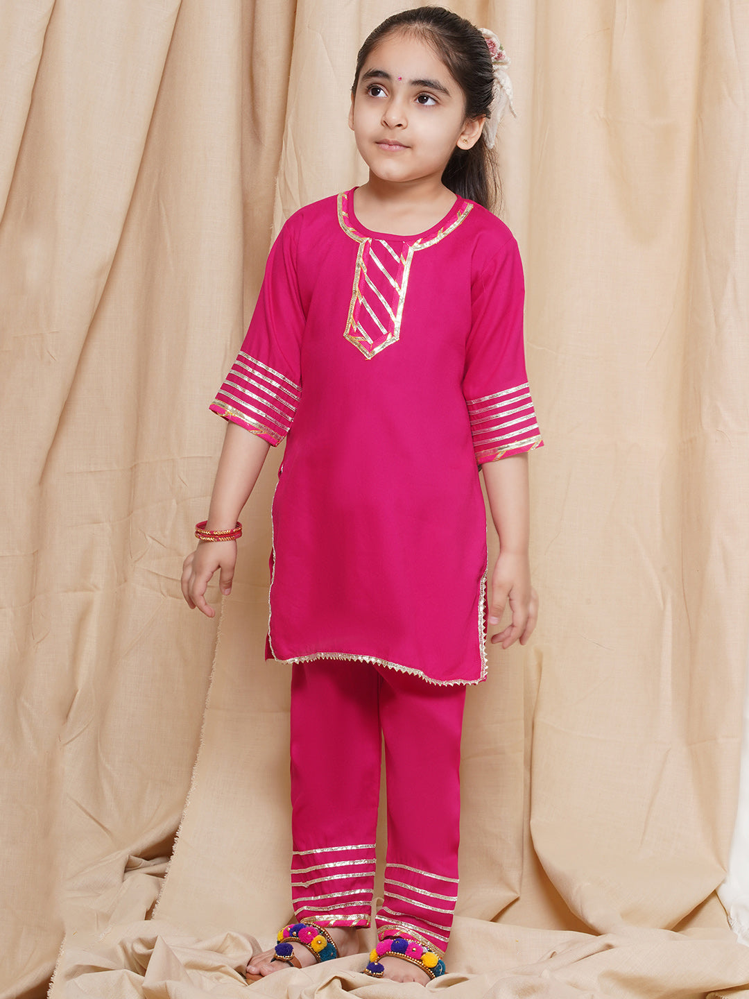 Kids Girls Pink Gotta Work Rayon Kurta Pyjama Set