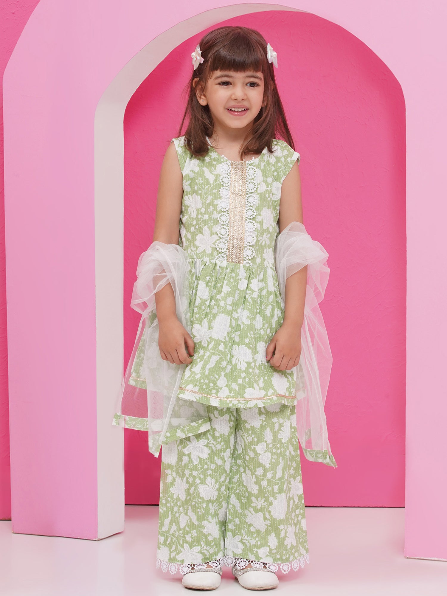 Pista Pure Cotton Sleeveless Floral Print Girls Suit Set For Girls