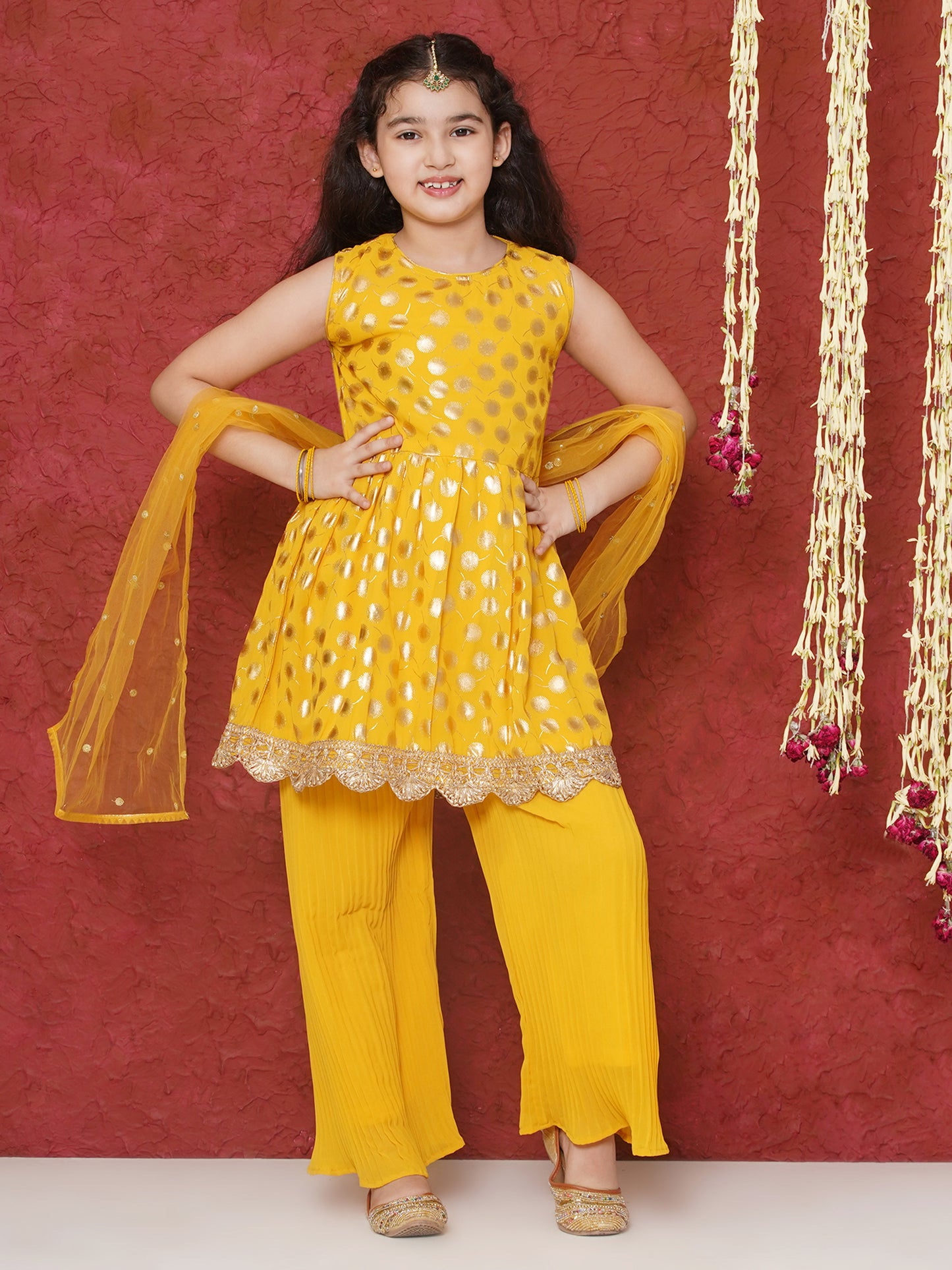 Yellow Georgette Sleeveless Motif Foi lPrintSuit Set for Girls