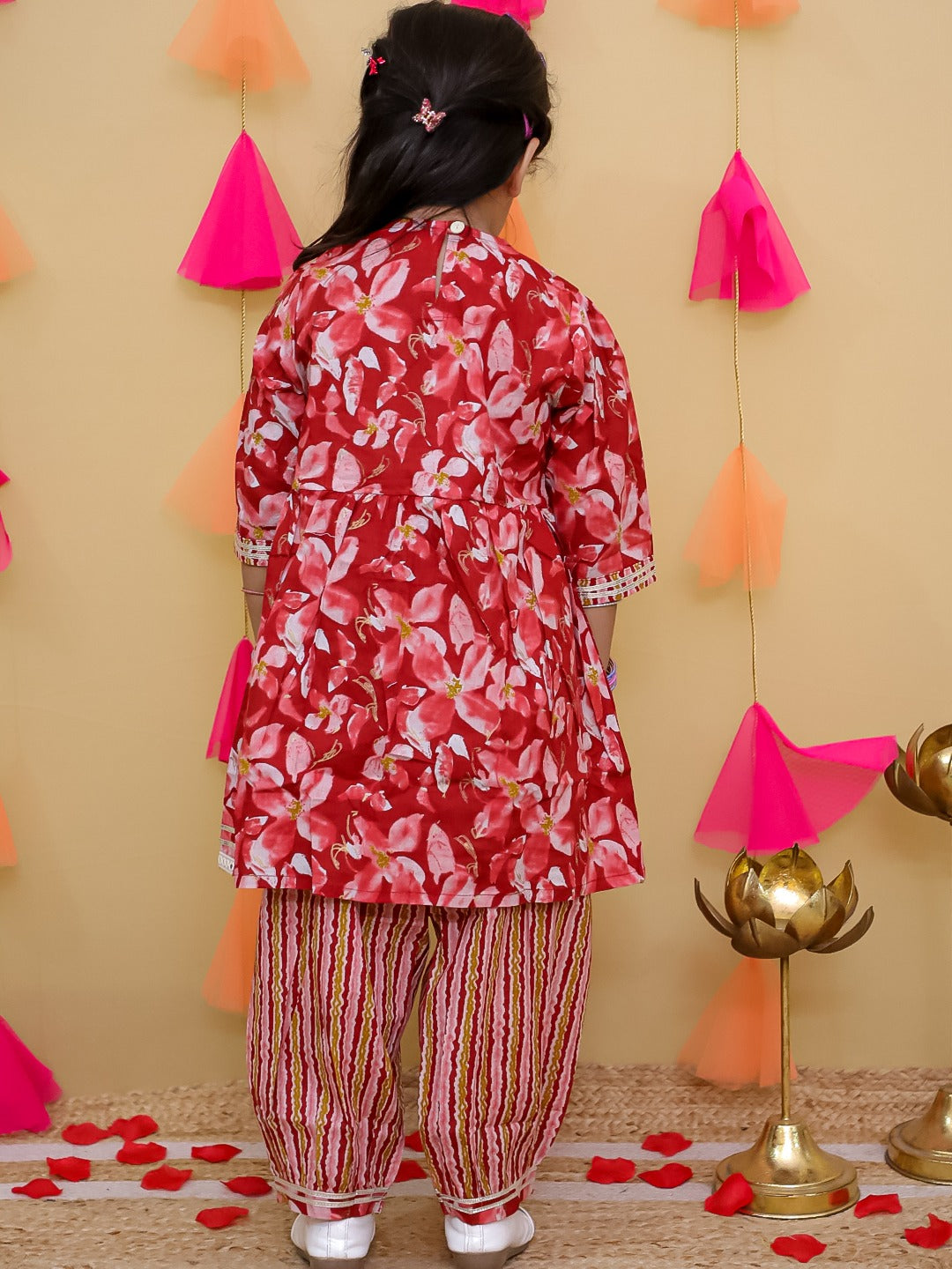 Red 3/4th Sleeves Floral Print Cotton Girls Suit Set For Girls