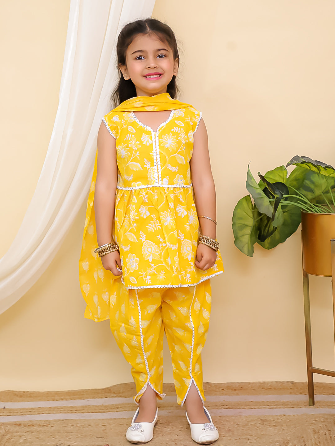 Yellow Sleeveless Floral Print Cotton Girls Suit Set For Girls