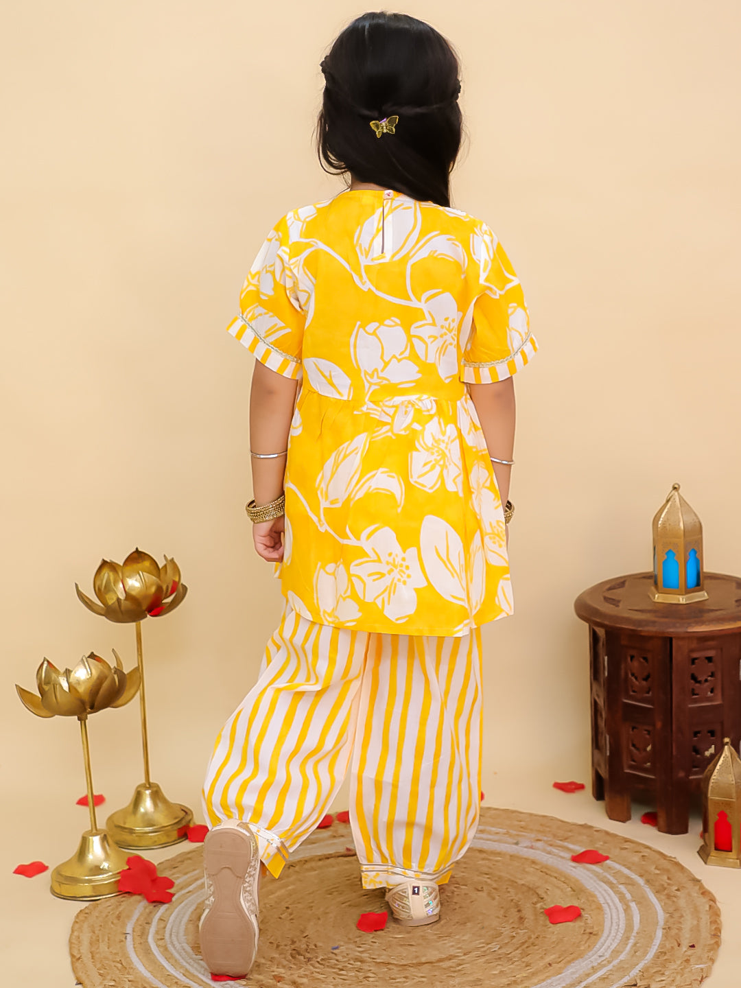 Yellow Cotton 3/4th Sleeves Floral Print Girls Suit Set