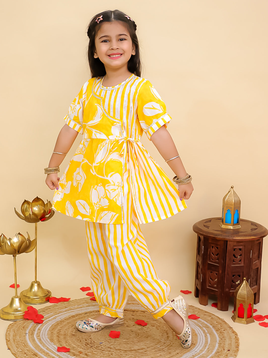 Yellow Cotton 3/4th Sleeves Floral Print Girls Suit Set