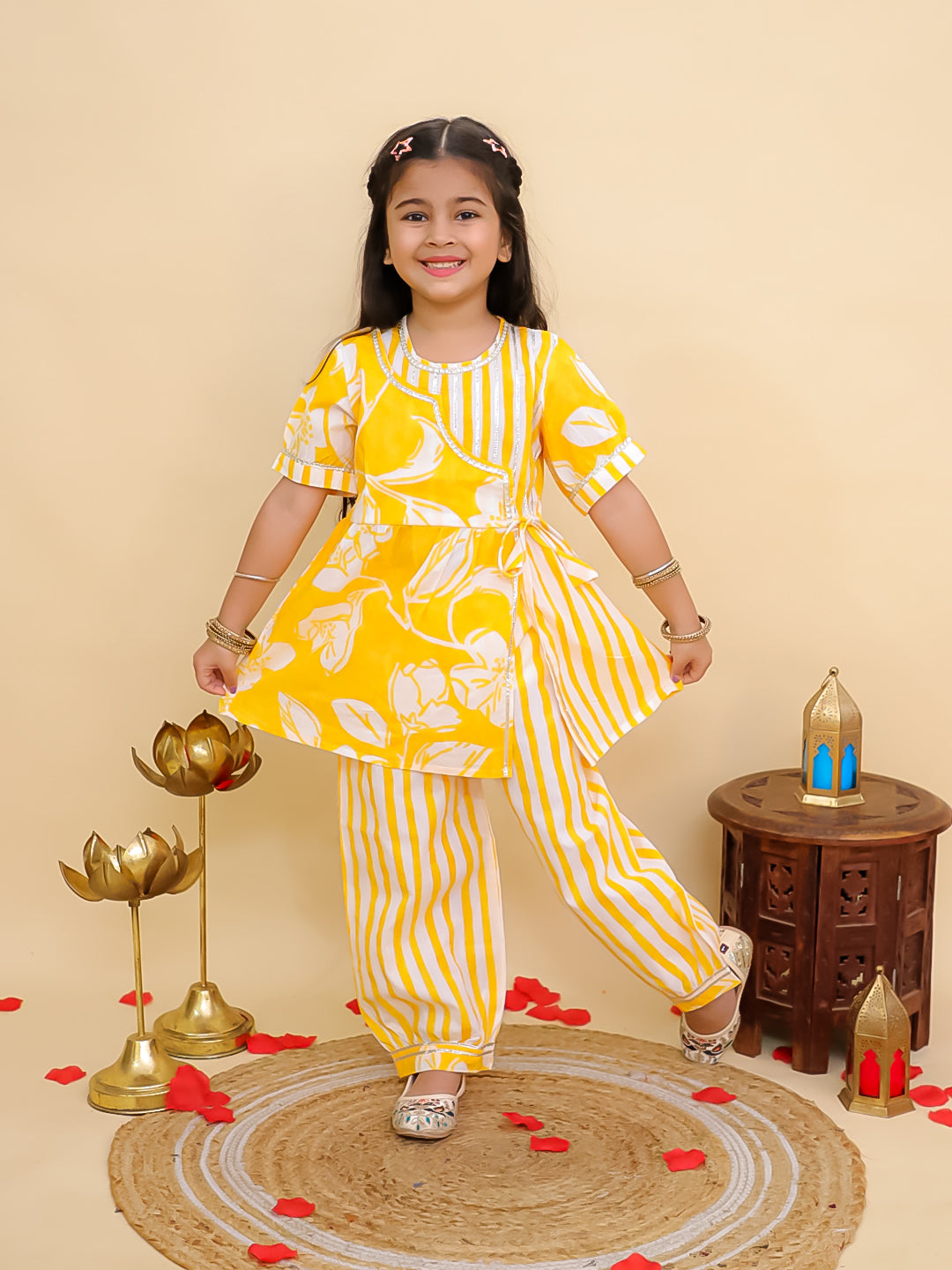 Yellow Cotton 3/4th Sleeves Floral Print Girls Suit Set
