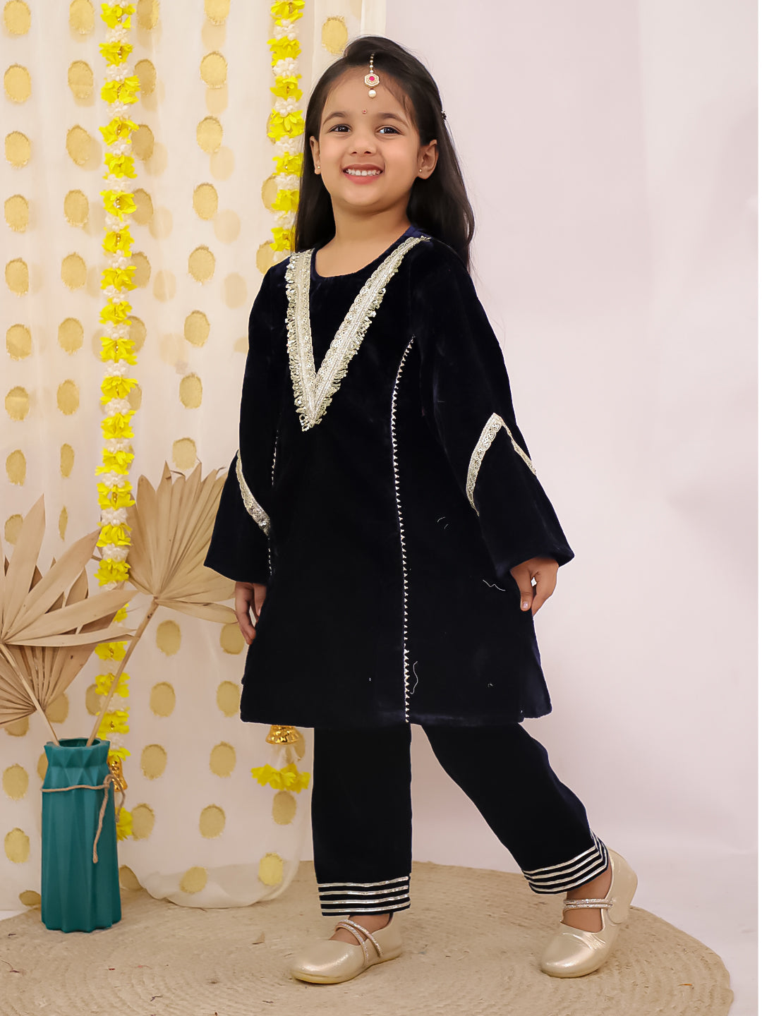 Navy Blue Velvet Full Sleeves Solid Girls Suit Set
