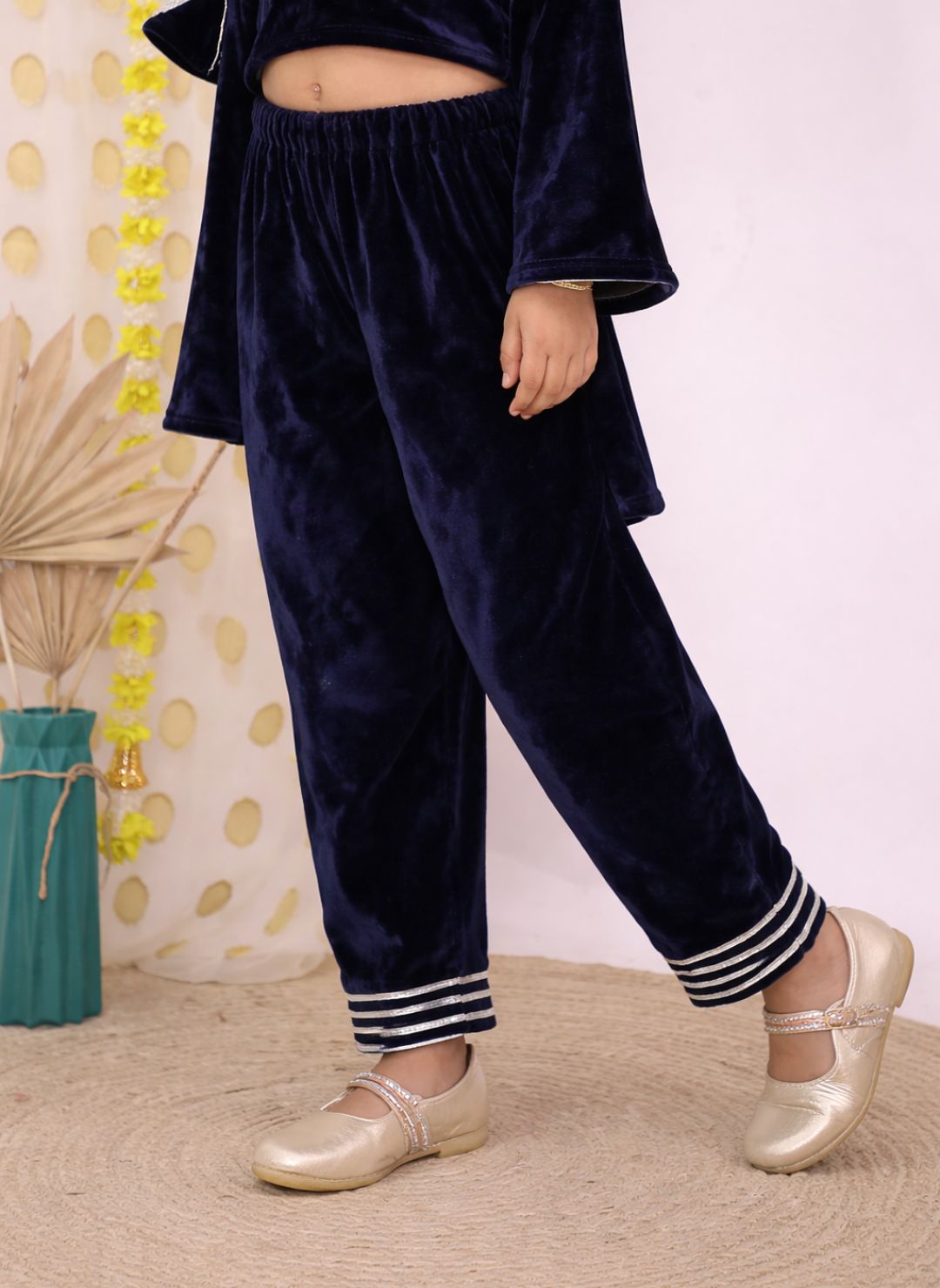 Navy Blue Velvet Full Sleeves Solid Girls Suit Set