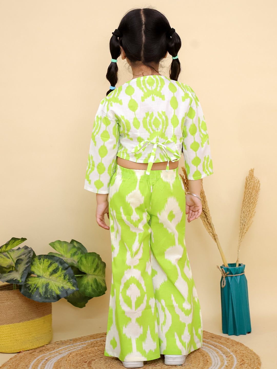 Green Full sleeves Abstract Cotton Co-Ord Sets For Girls - AJ Dezines