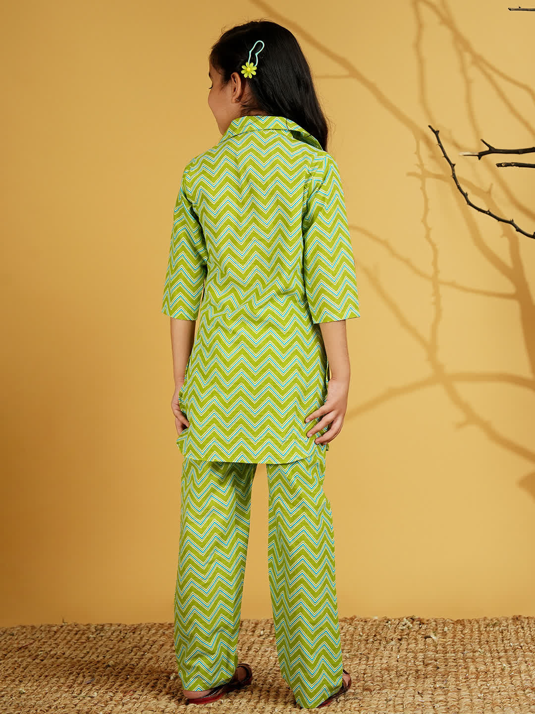 Green Cotton 3/4th Sleeves Zig-zag Printed Girls Co-Ords