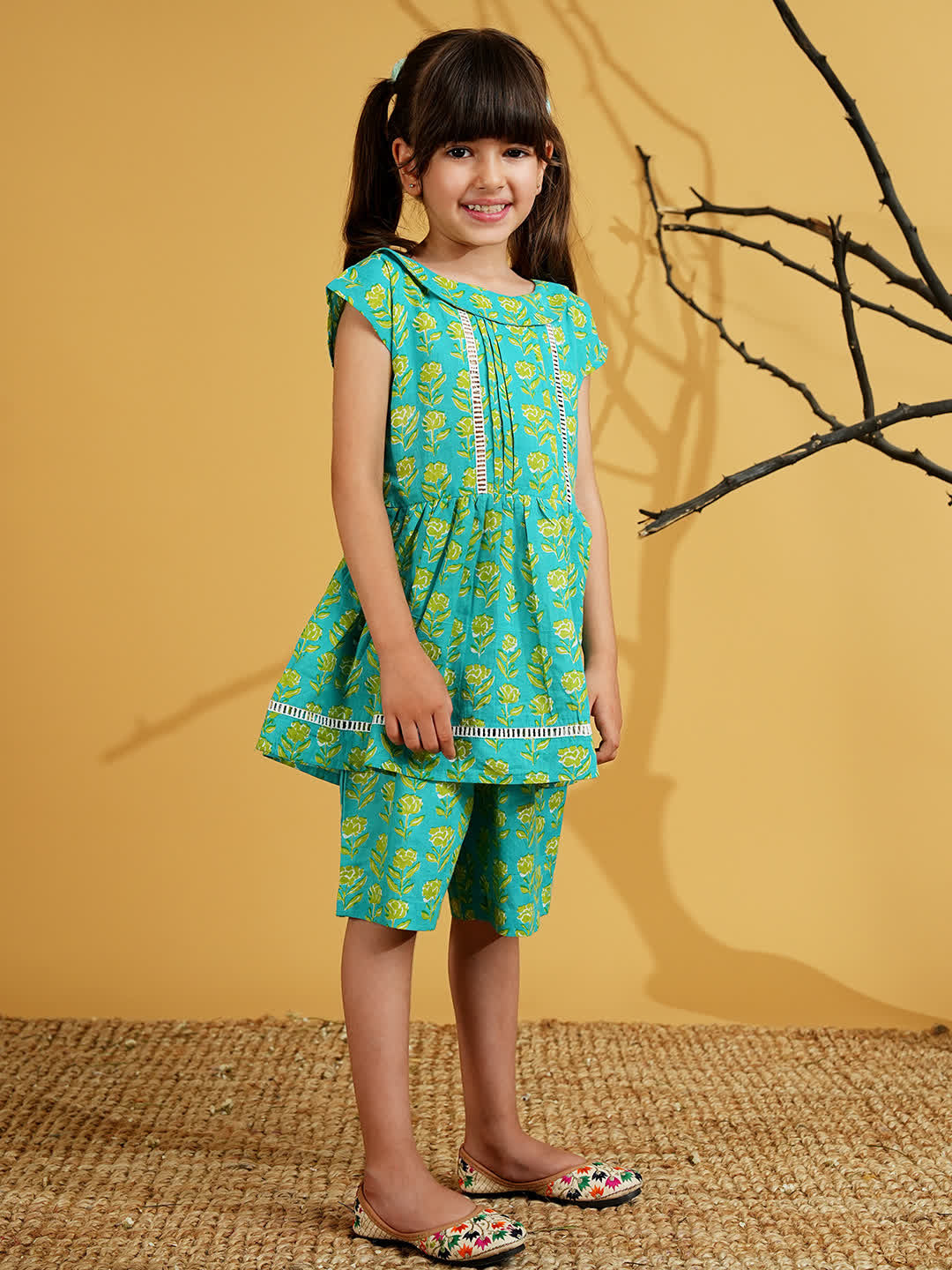 Green Cotton Half Sleeves Floral Printed Girls Co-Ords - AJ Dezines