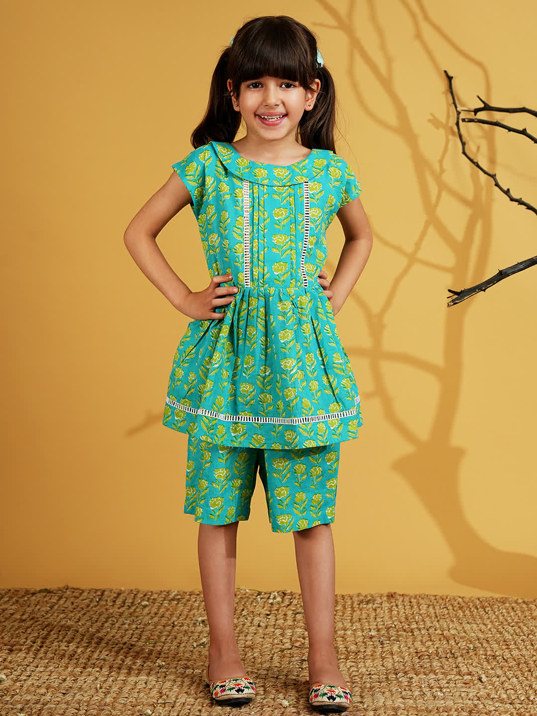 Green Cotton Half Sleeves Floral Printed Girls Co-Ords - AJ Dezines