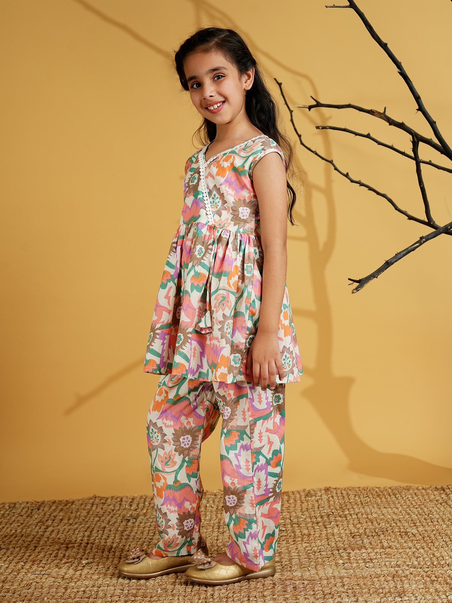 AJ Dezines Pink Cotton Sleeveless Floral Print with Lace Work Girls Co-Ords