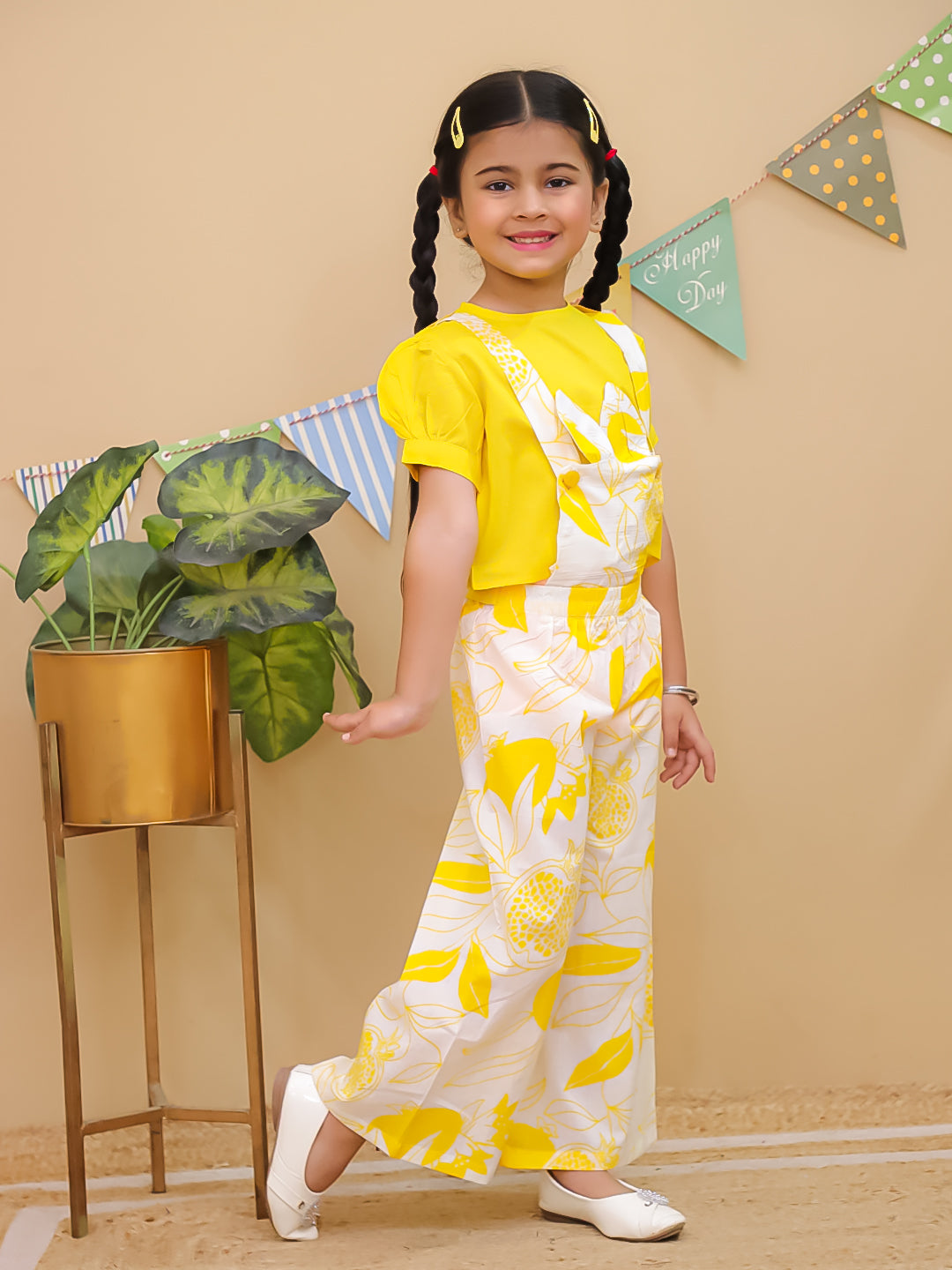 Yellow Cotton Half Sleeves Floral Dungaree Co-Ords for Girls