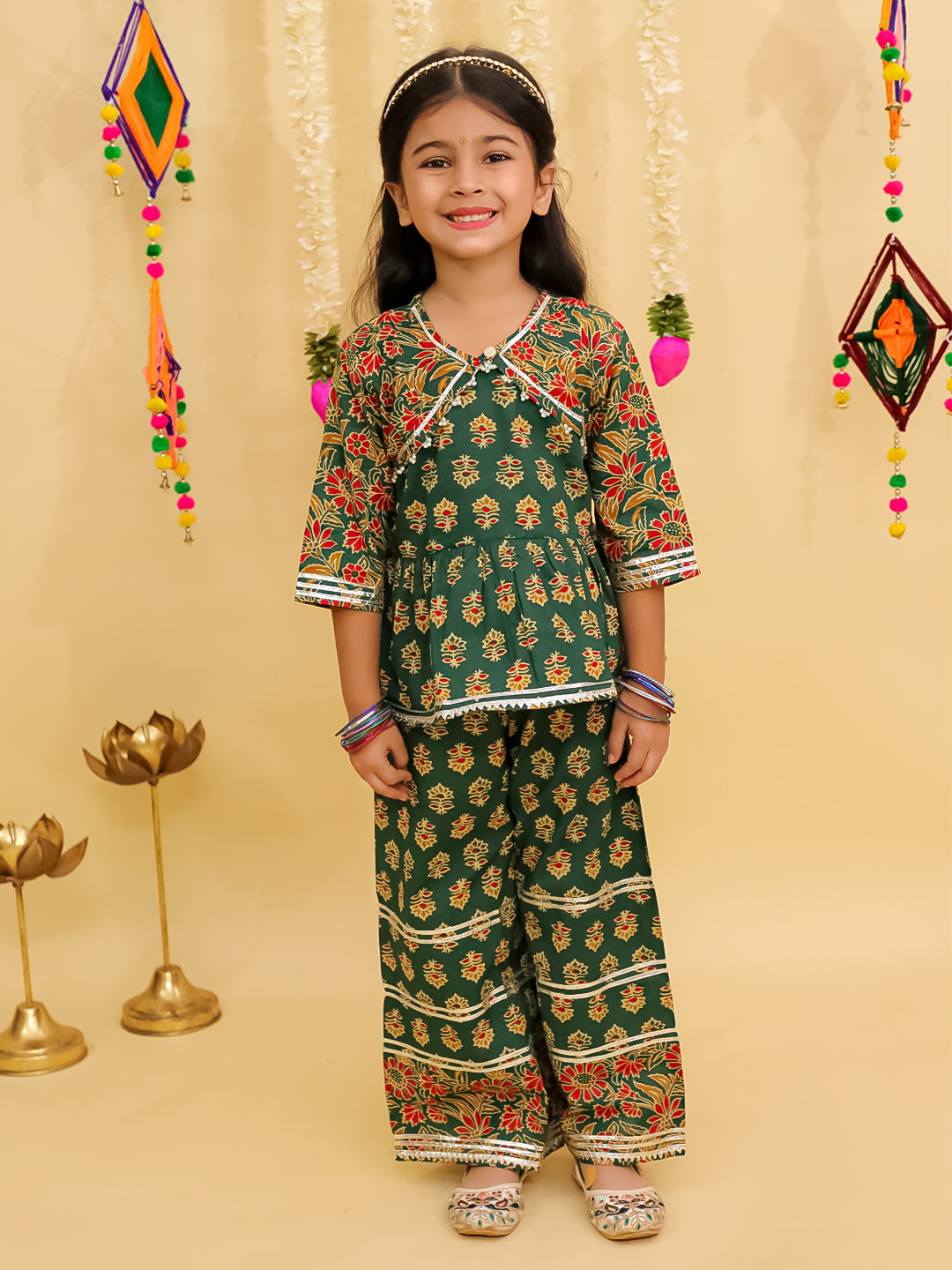 Green Cotton 3/4th Sleeves Floral Print Girls Co-Ords