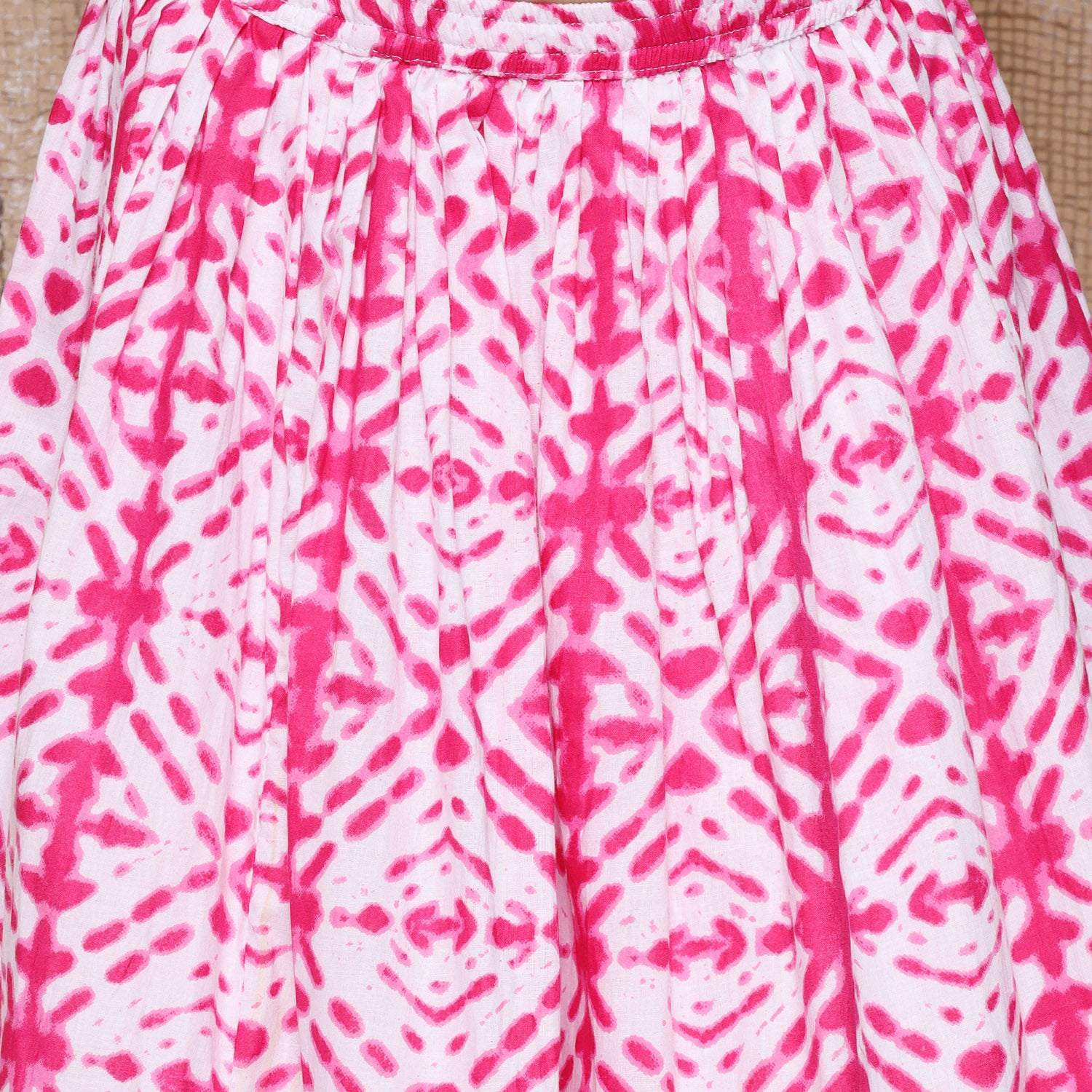 Kids Cotton Bandhani Print Sleeveless Lehenga Choli Set For Girls